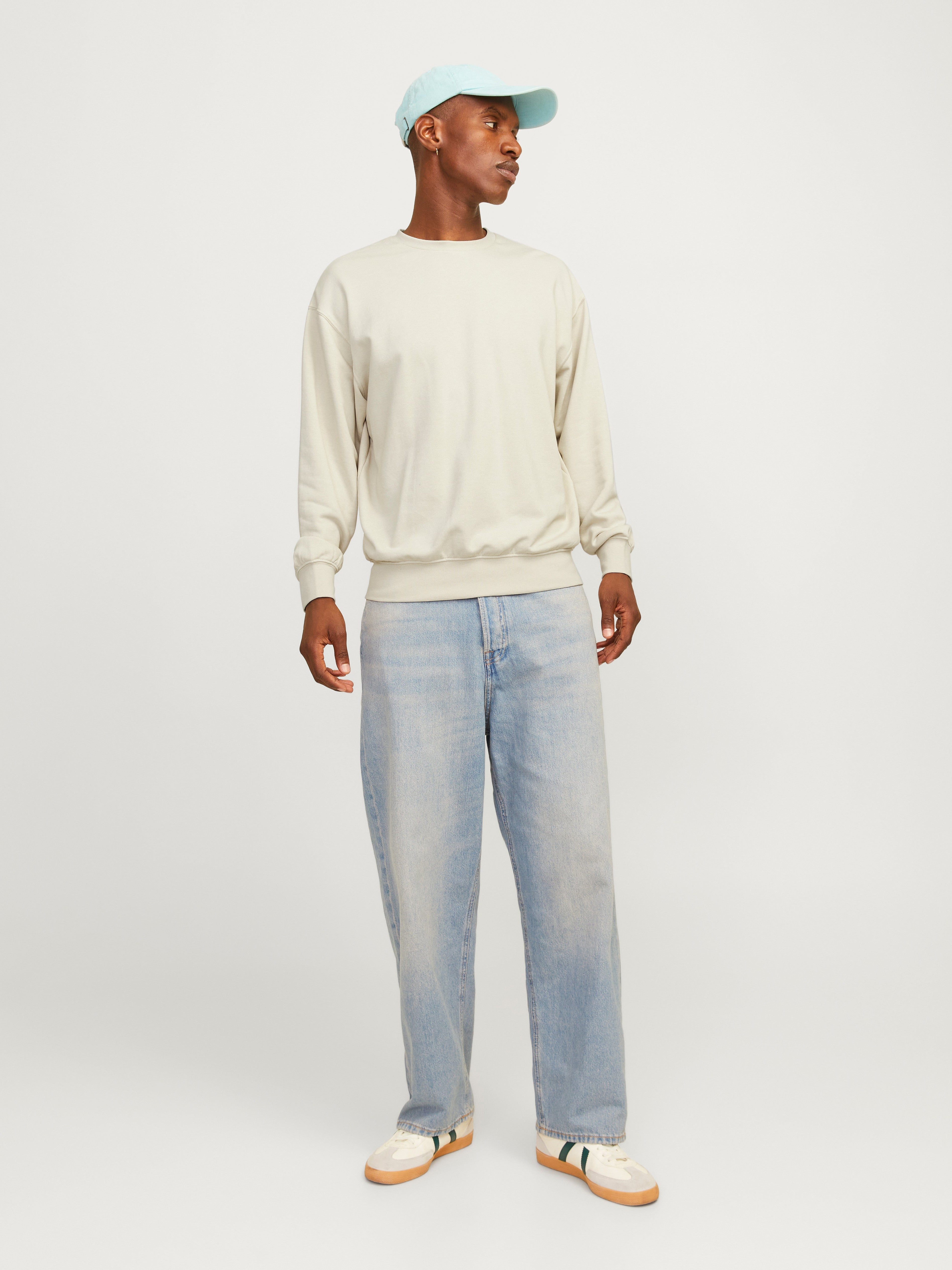 JACK & JONES JJECHARGE sweat crew neck in black - Image 4