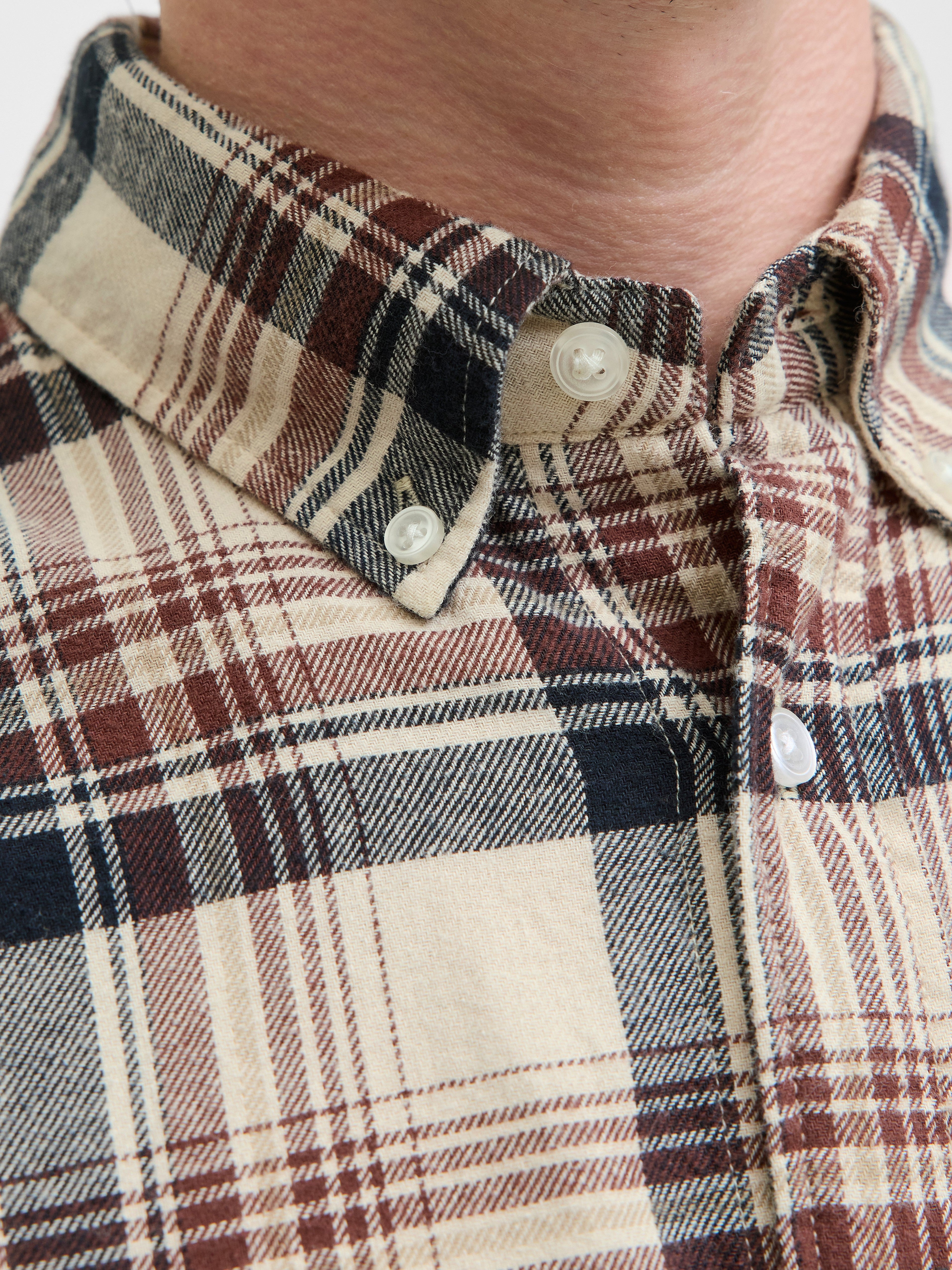 JACK & JONES JJECLASSIC flannel check shirt in antique white - Image 5