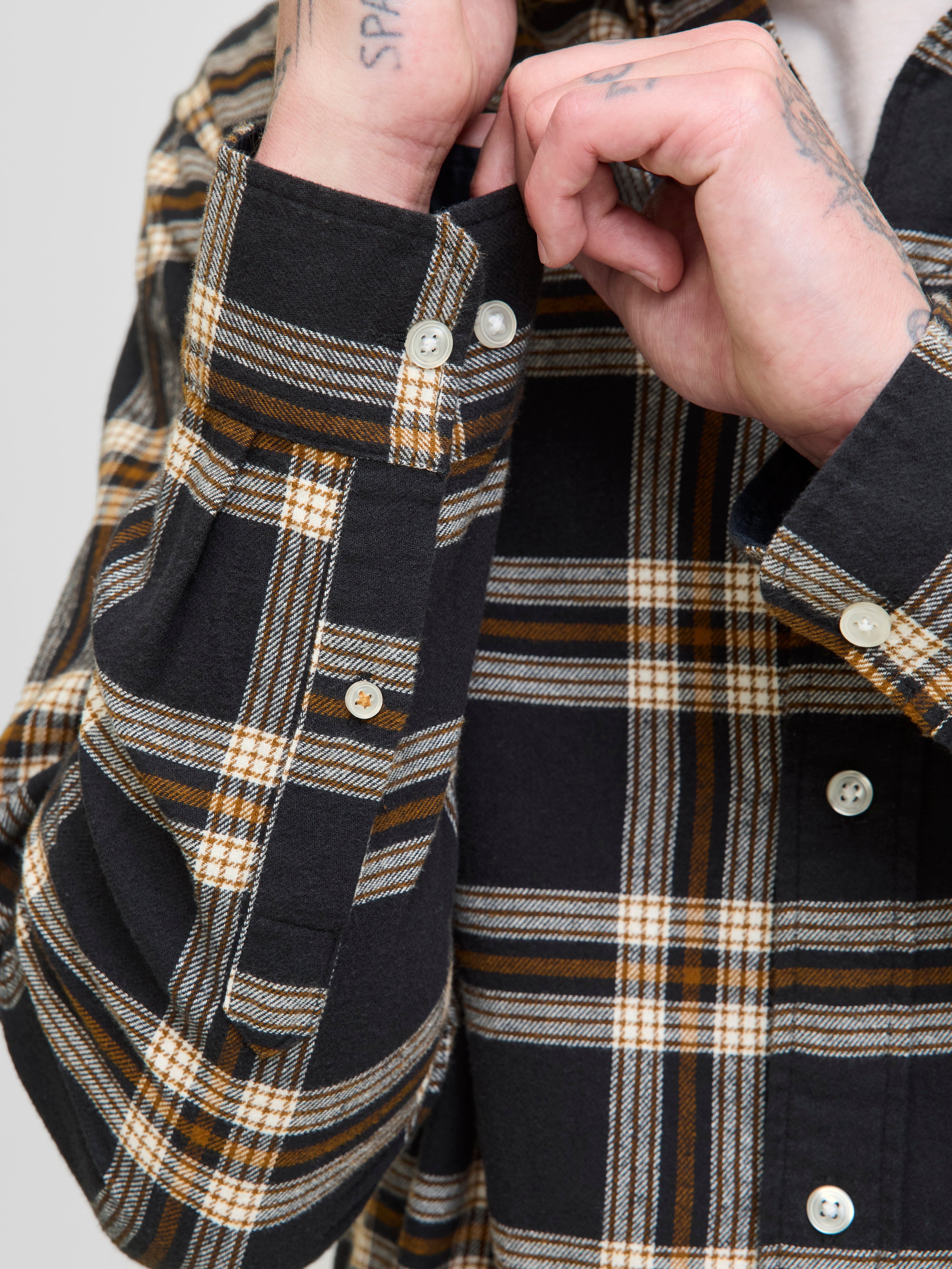 JACK & JONES JJECLASSIC flannel check shirt in black - Image 5