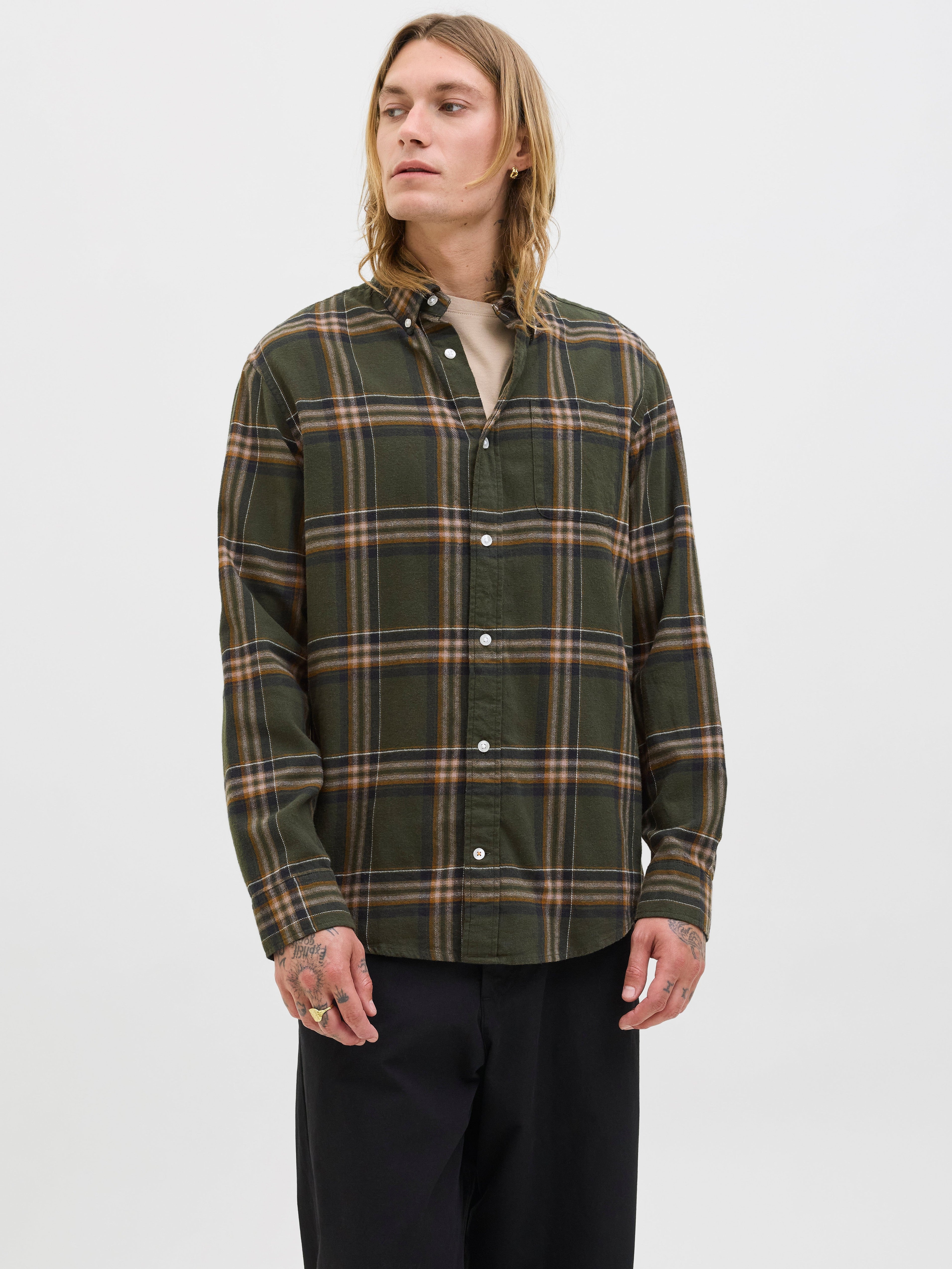 JACK & JONES JJECLASSIC flannel check shirt in rosin - Image 1