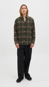 JACK & JONES JJECLASSIC flannel check shirt in rosin - Image 4