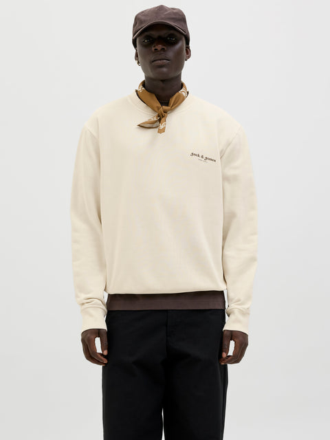 JACK & JONES JJEDOVER print sweat crew neck in antique white