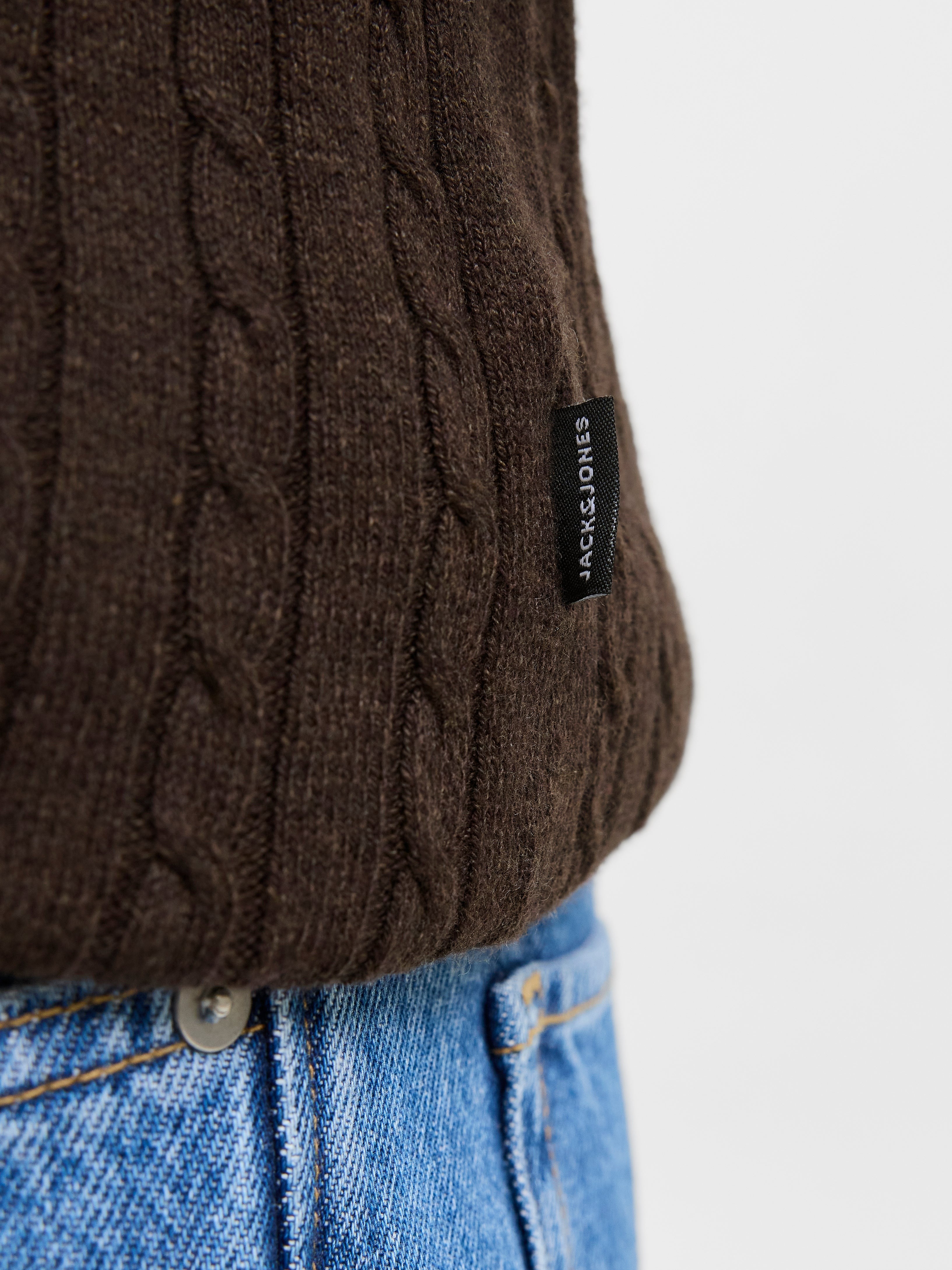 JACK & JONES JJEEMIL knit cable crew neck in mulch twist - Image 5