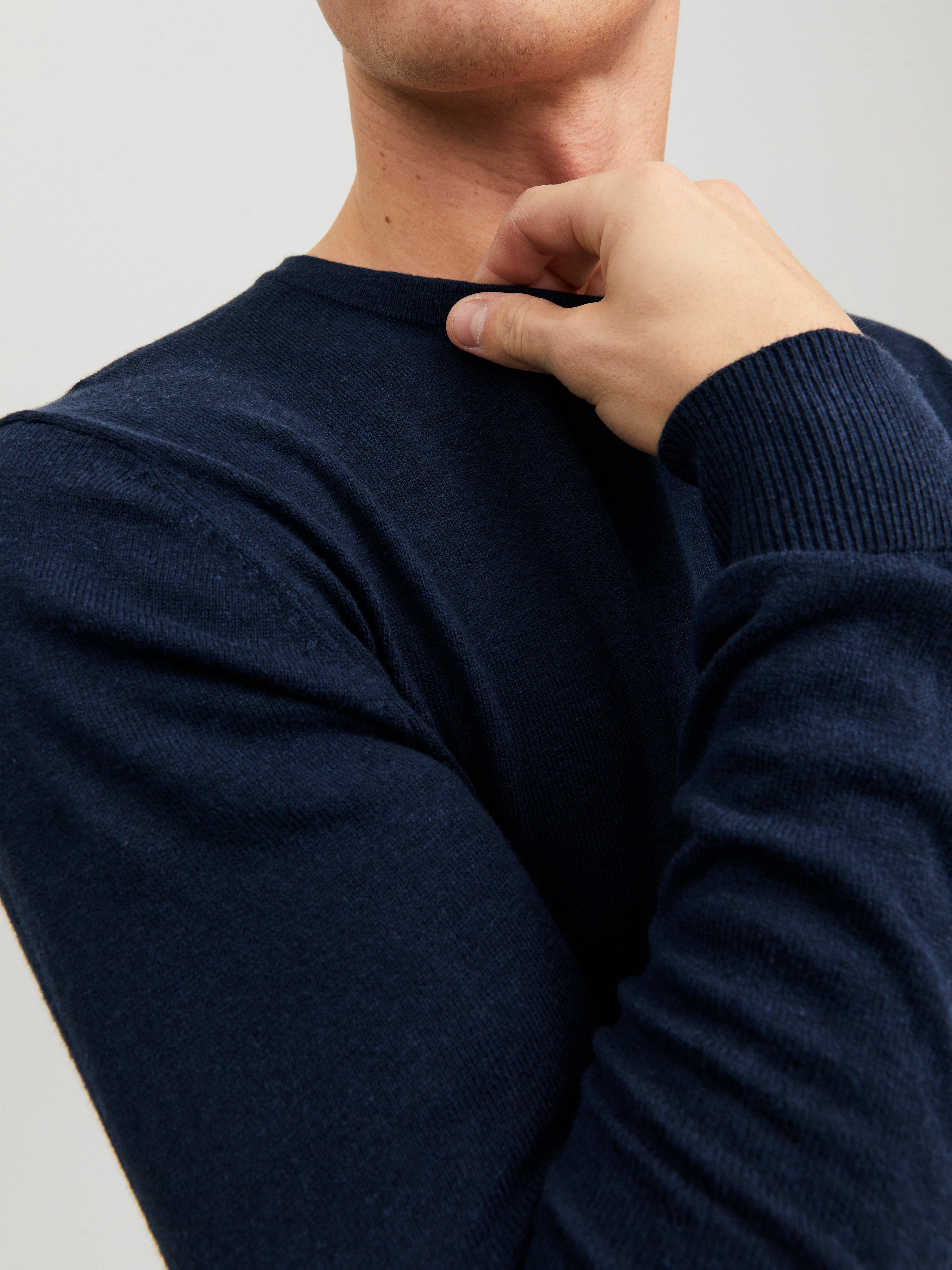 JACK & JONES JJEEMIL knit crew neck in navy blazer - Image 6