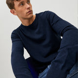 JACK & JONES JJEEMIL knit crew neck in navy blazer - Image 8