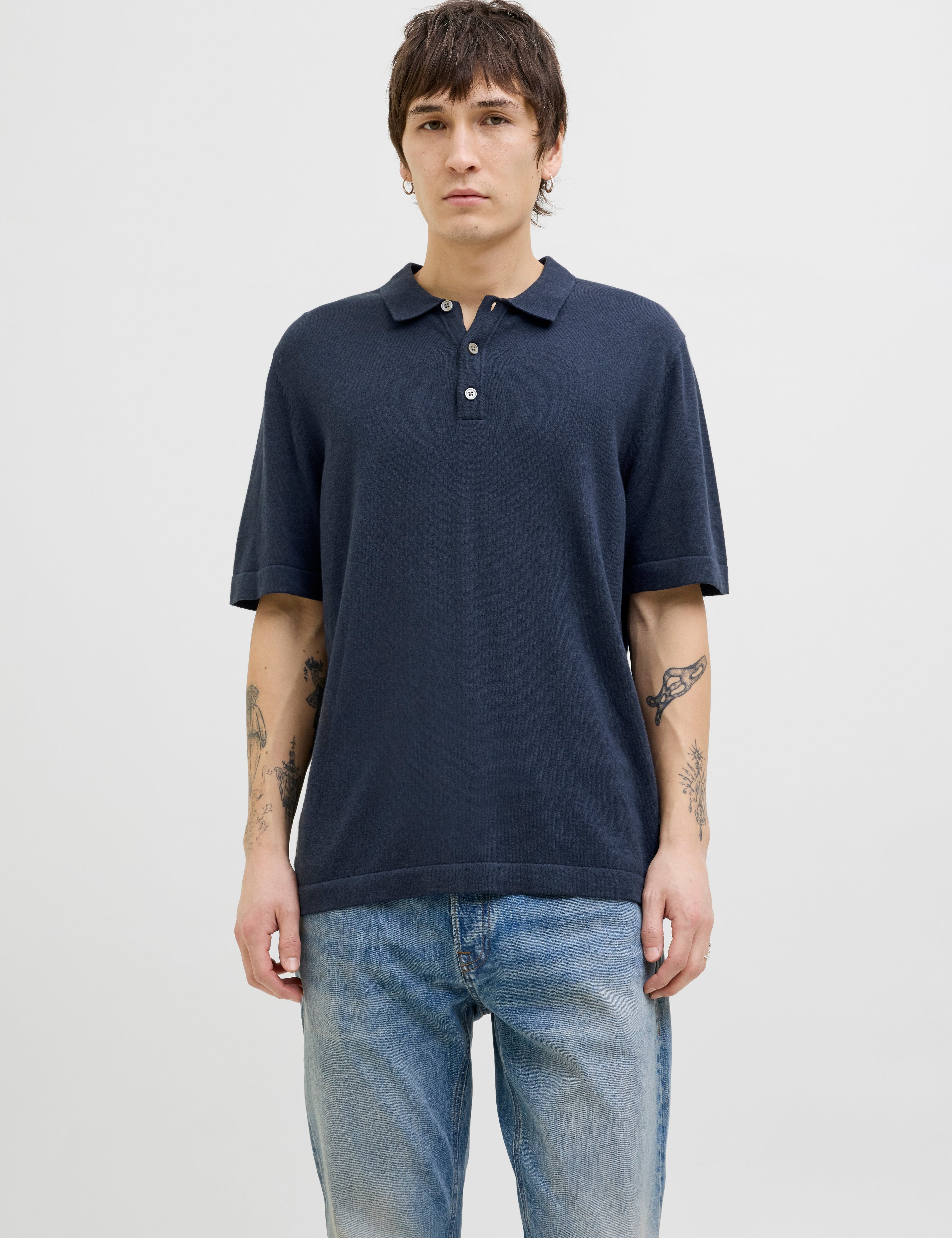 JACK & JONES JJEEMIL knit relaxed polo in navy blazer - Image 1