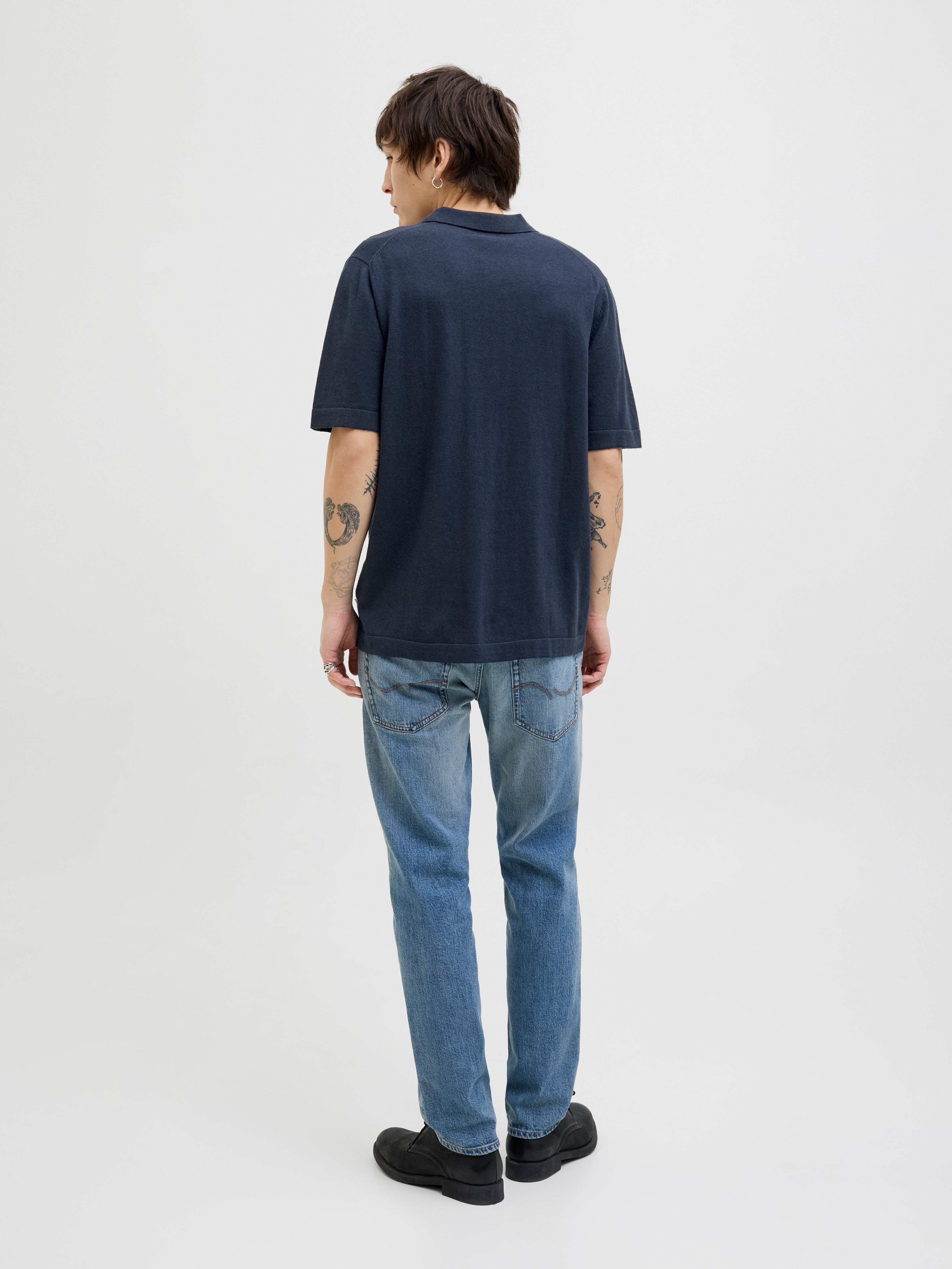 JACK & JONES JJEEMIL knit relaxed polo in navy blazer - Image 2