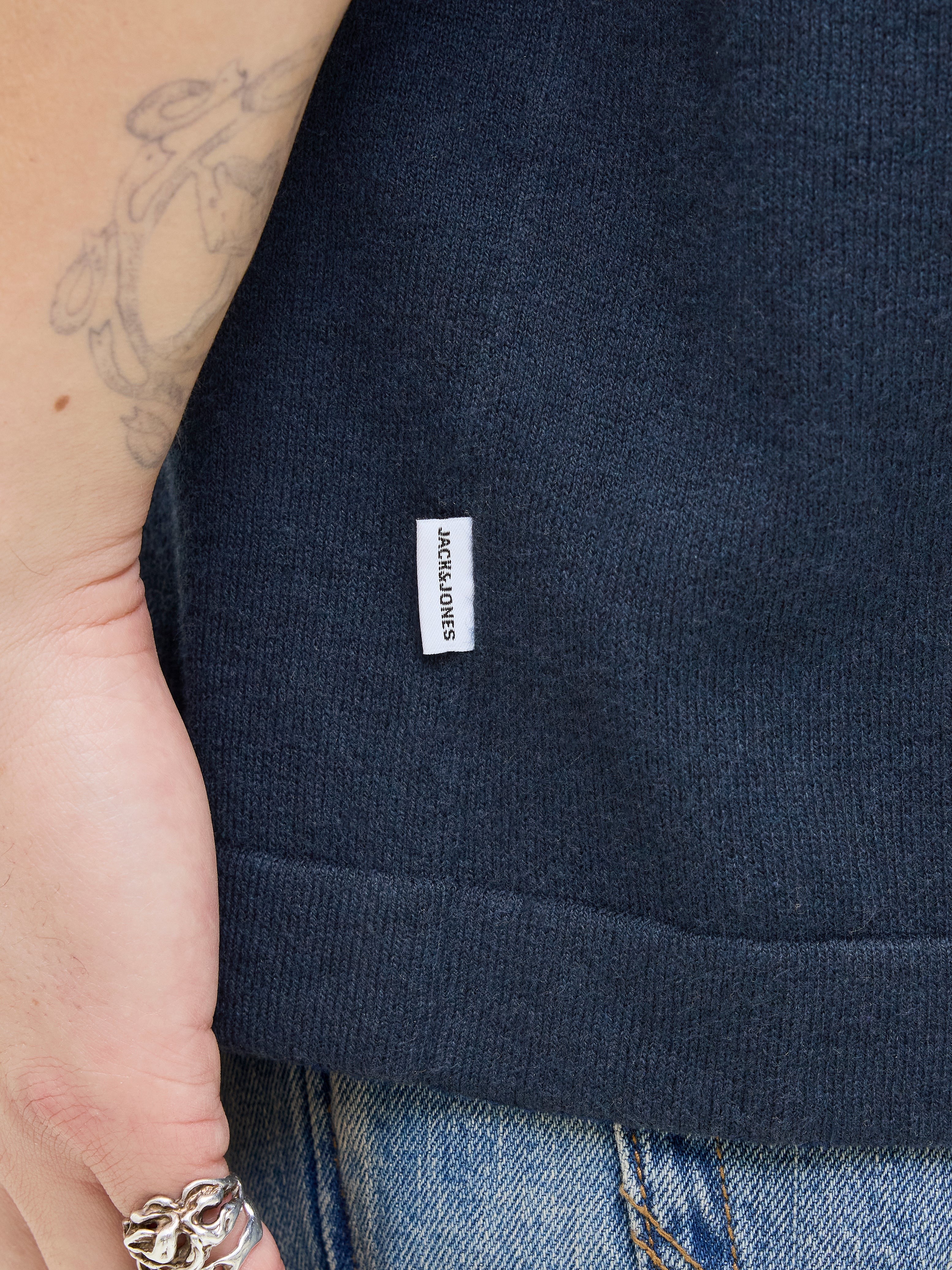 JACK & JONES JJEEMIL knit relaxed polo in navy blazer - Image 5