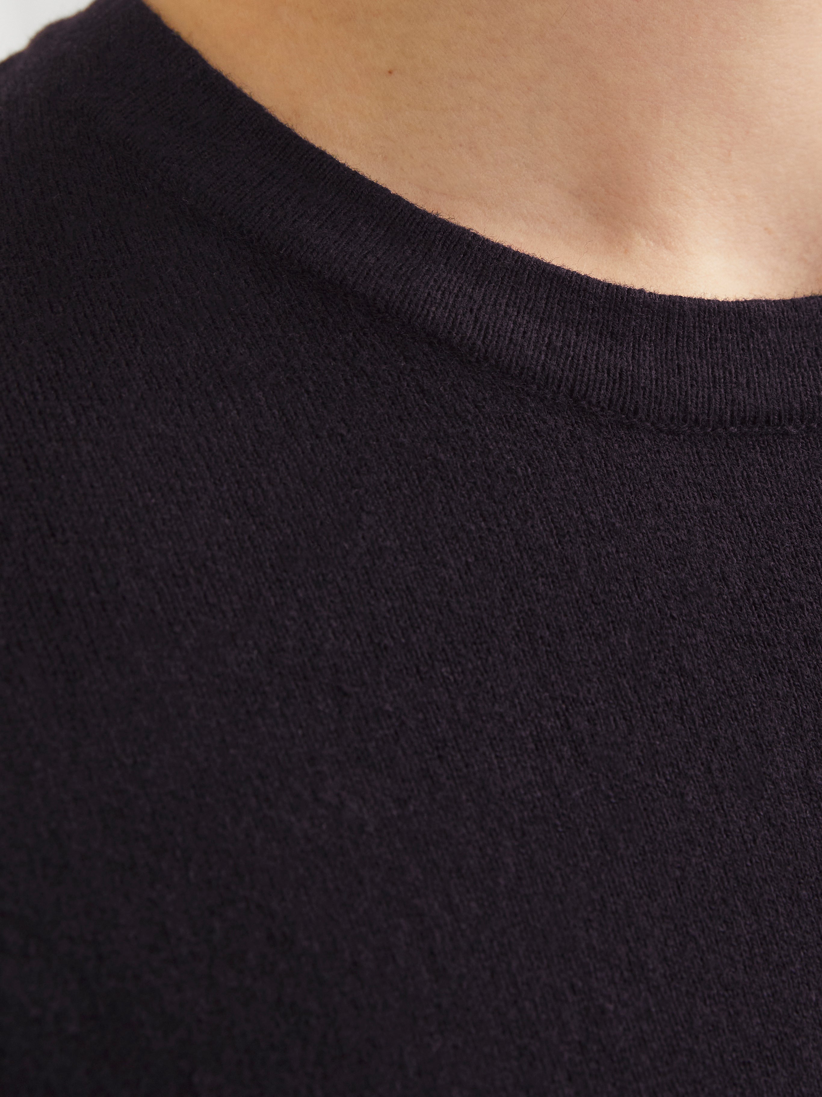 JACK & JONES JJEEMIL knit tee - black
