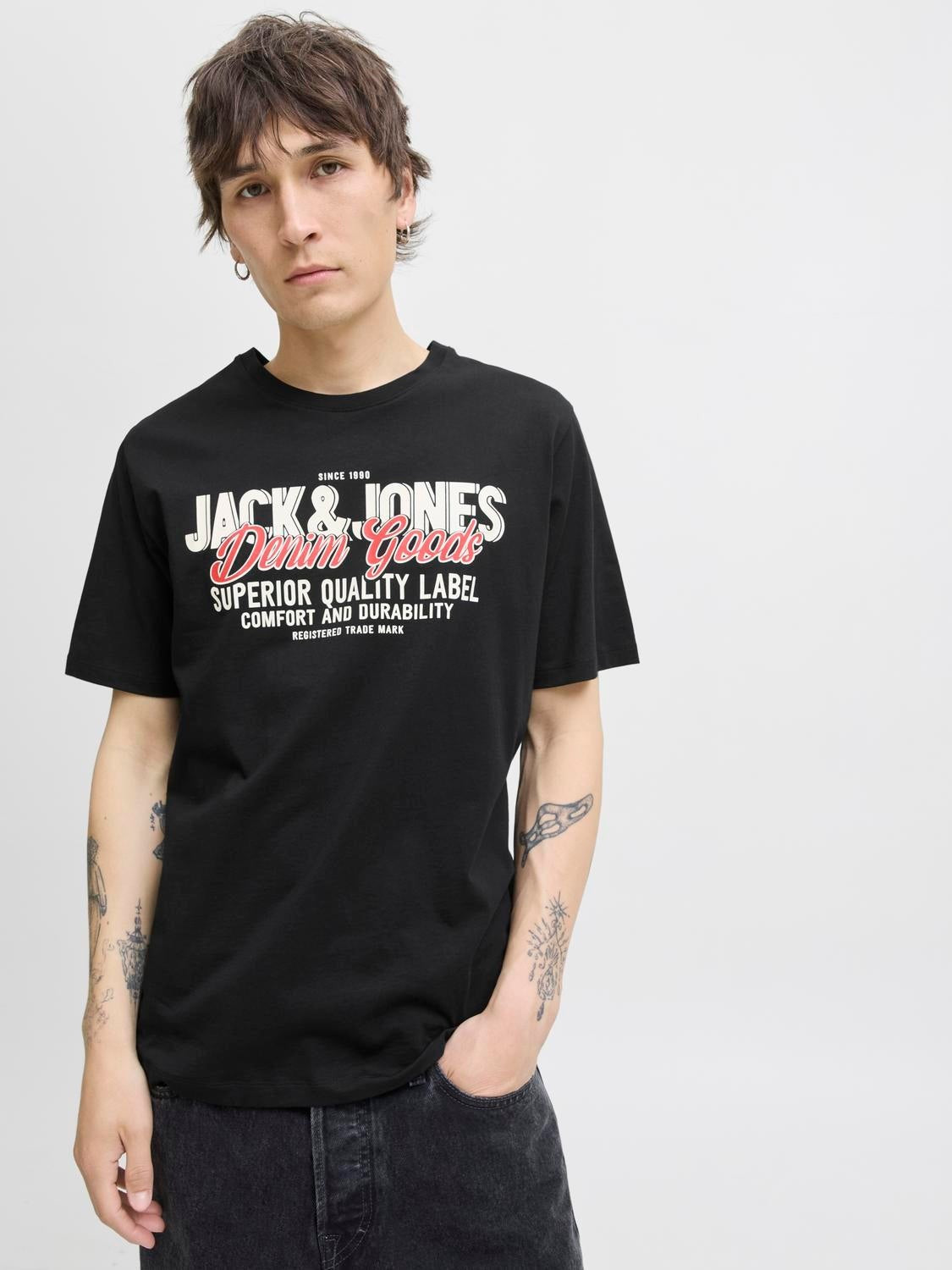 JACK & JONES JJELOGO tee o-neck col in black - Image 7