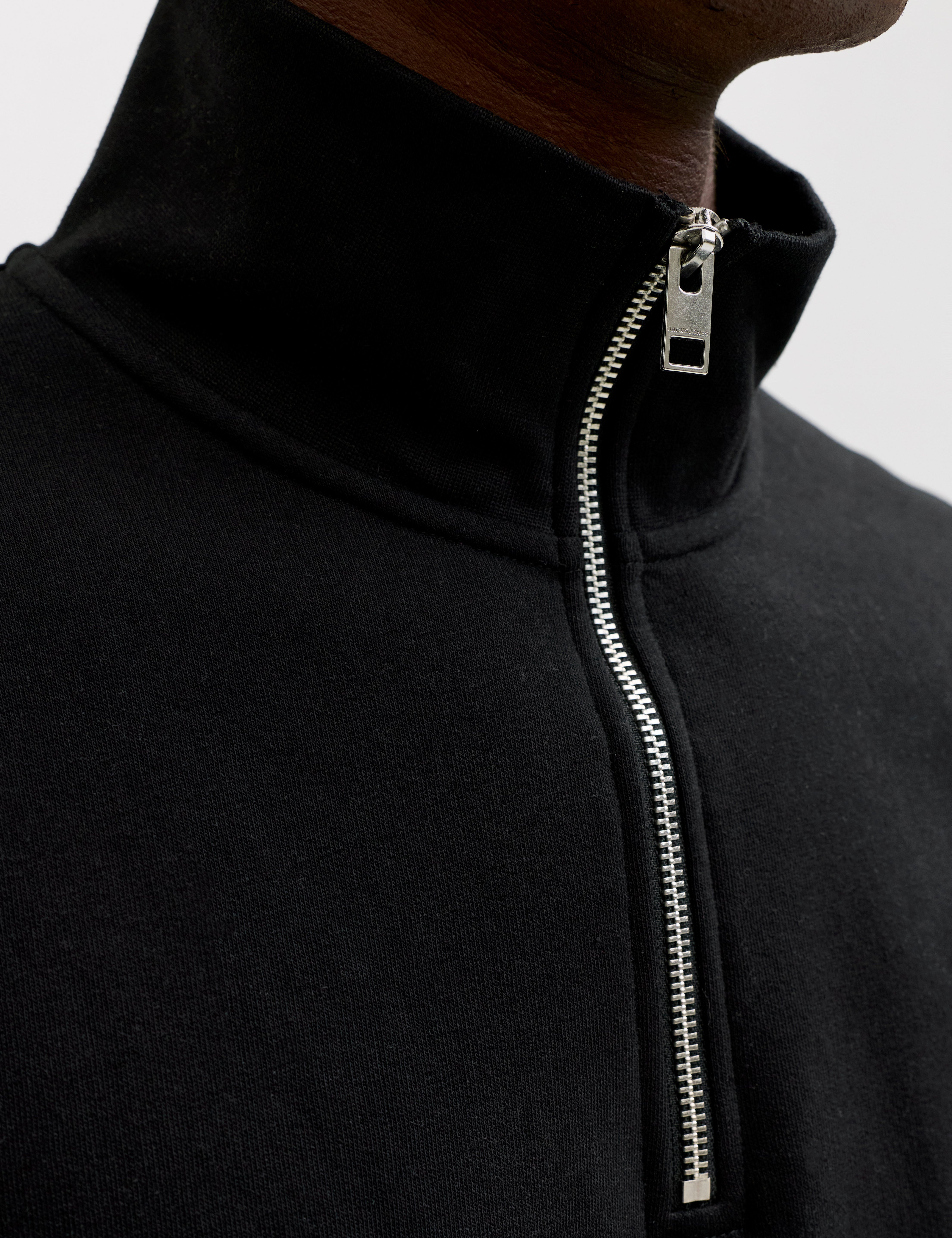JACK & JONES JJESOHO sweat quarter zip - black