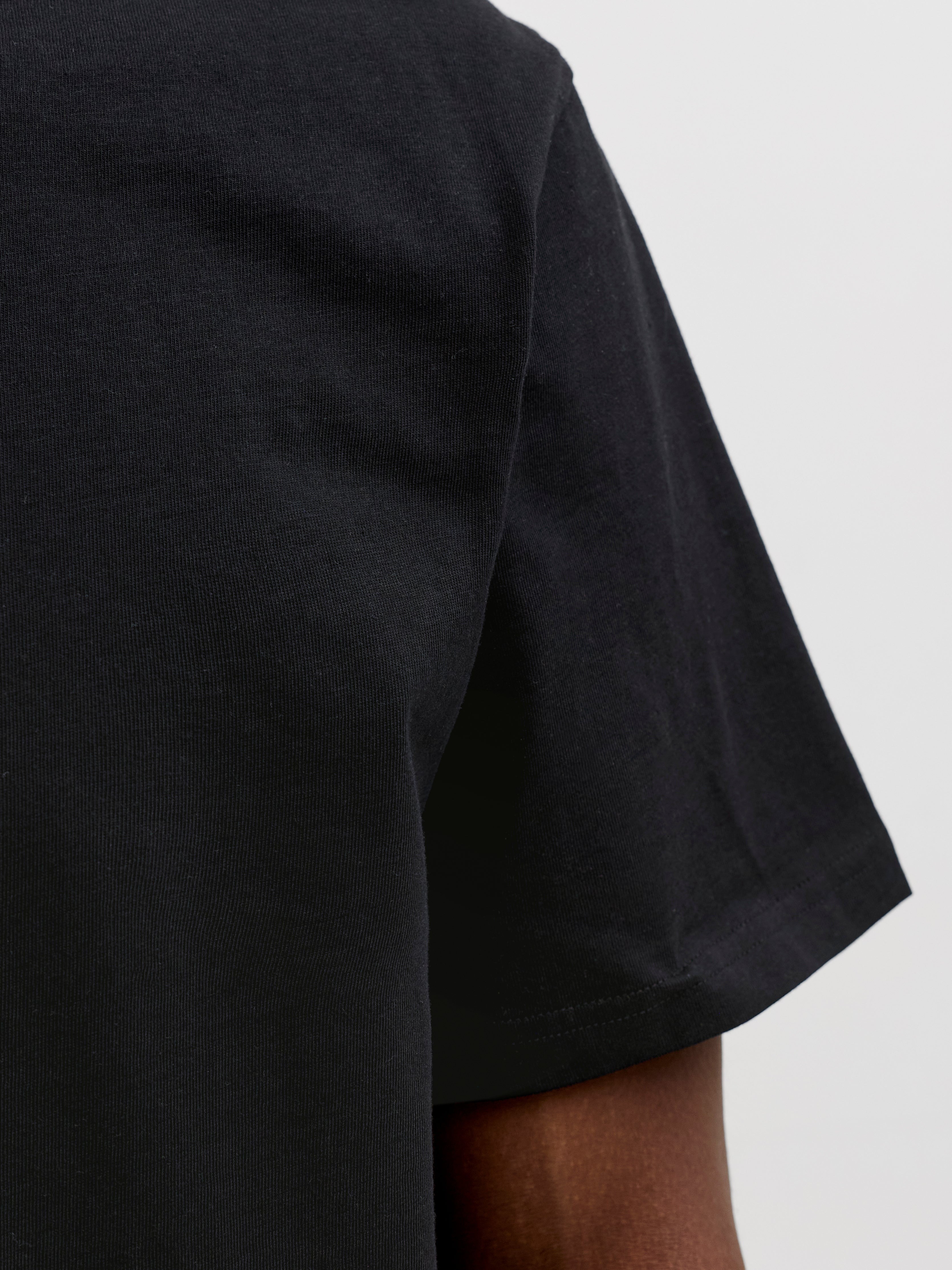 JACK & JONES JJESOHO tee crew neck in black - Image 7