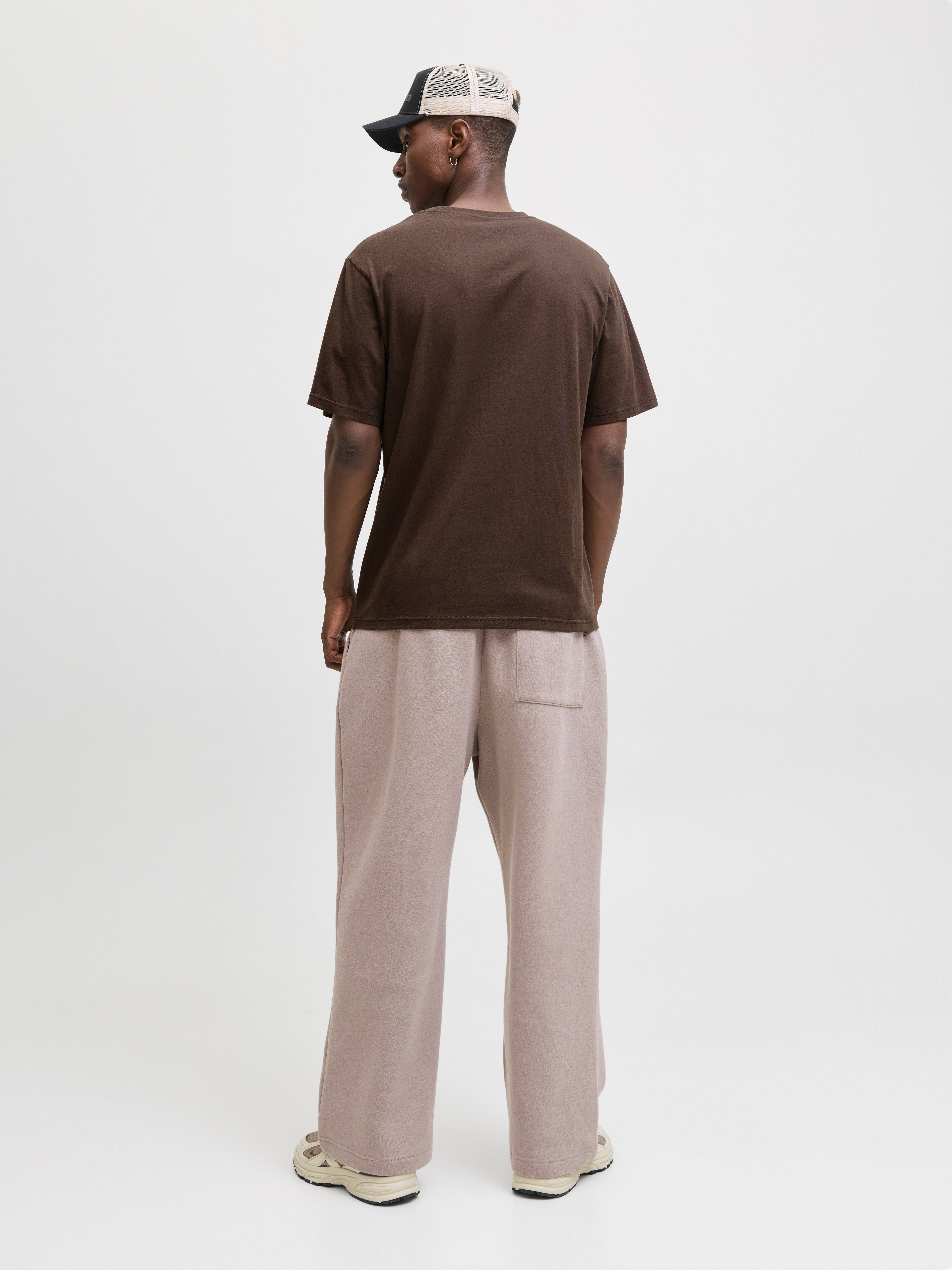JACK & JONES JJESOHO tee crew neck in delicioso - Image 2