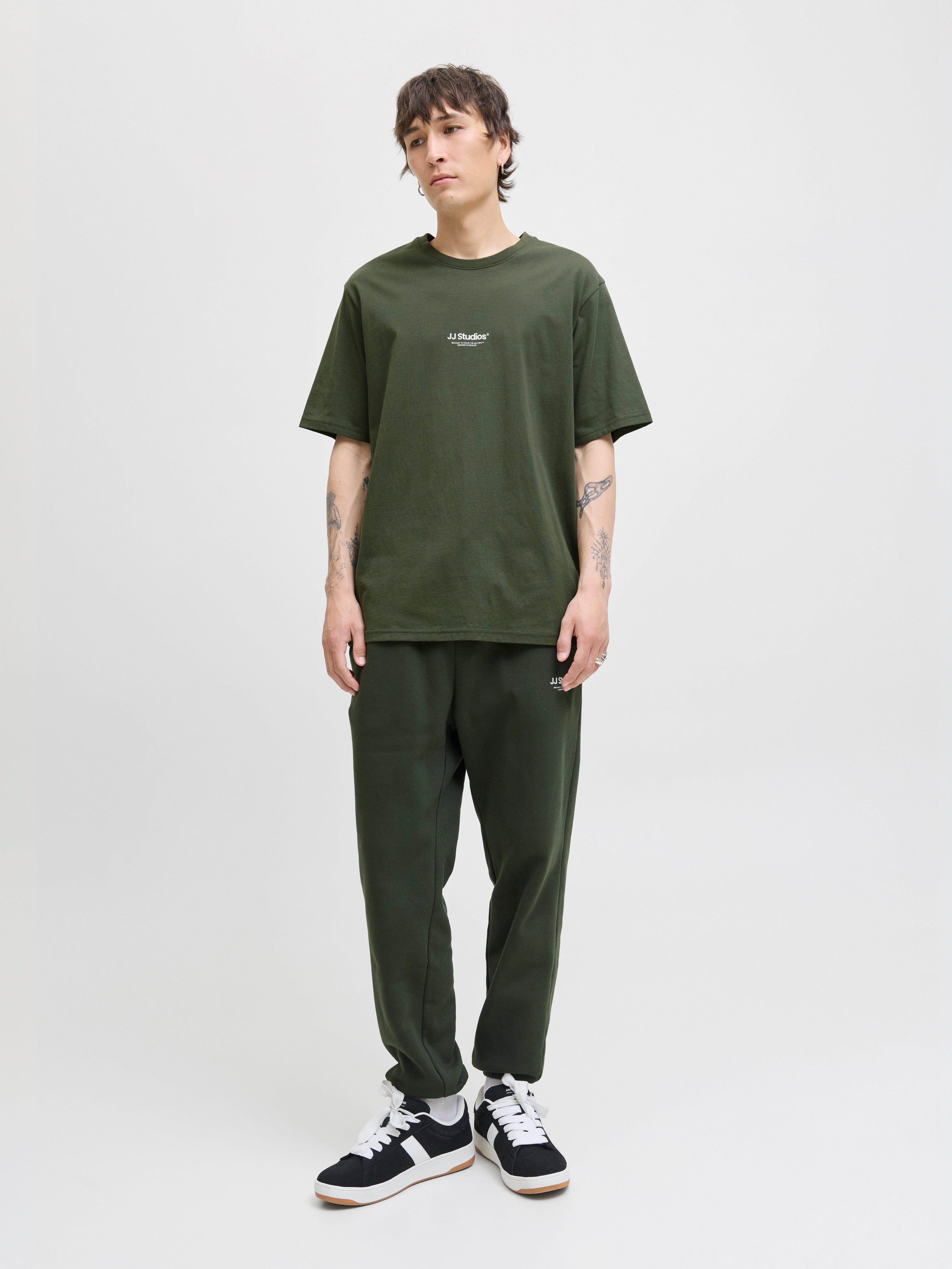 JACK & JONES JJESOHO tee crew neck in duffel bag - Image 4