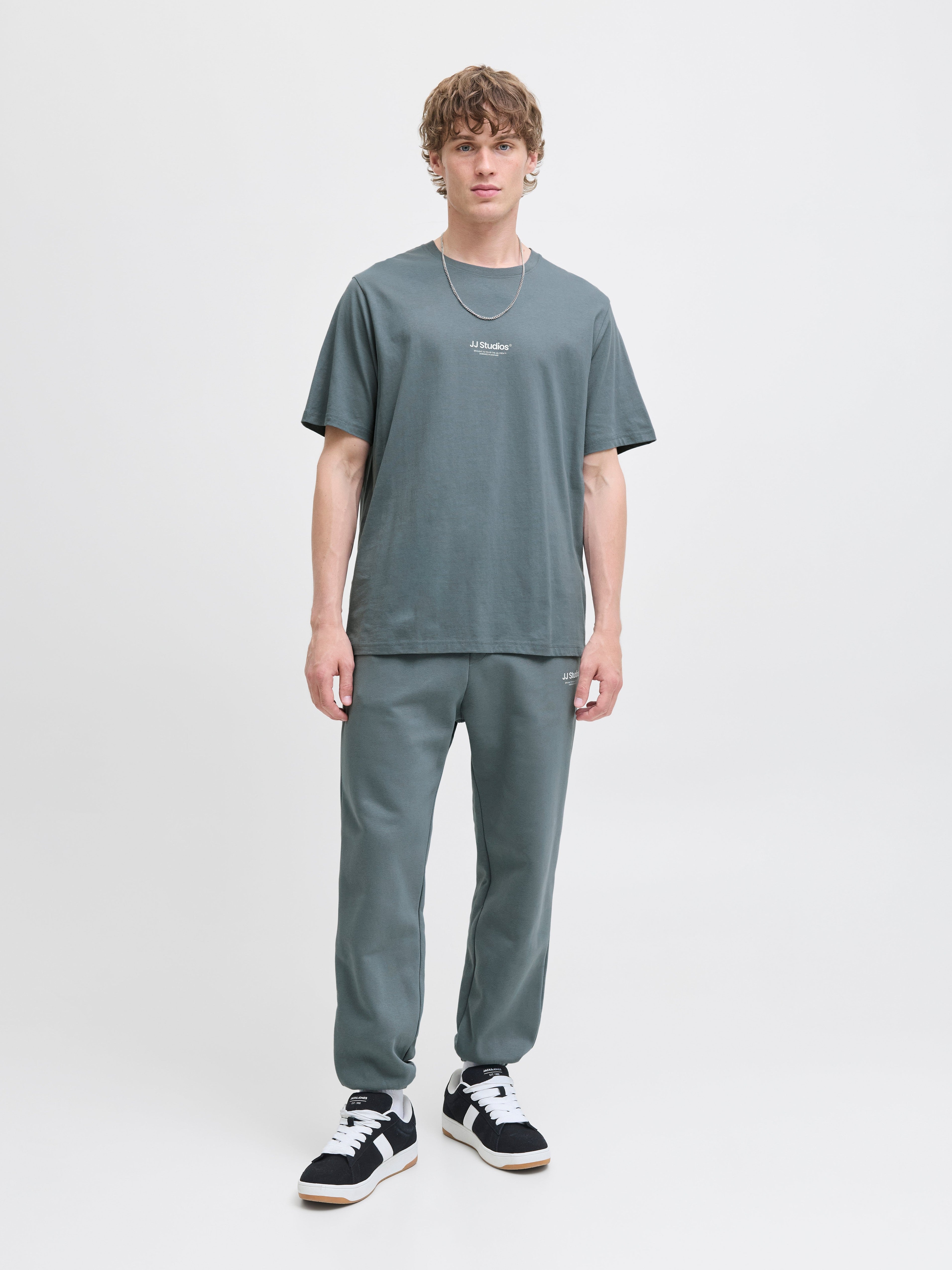 JACK & JONES JJESOHO tee crew neck in stormy weather - Image 4
