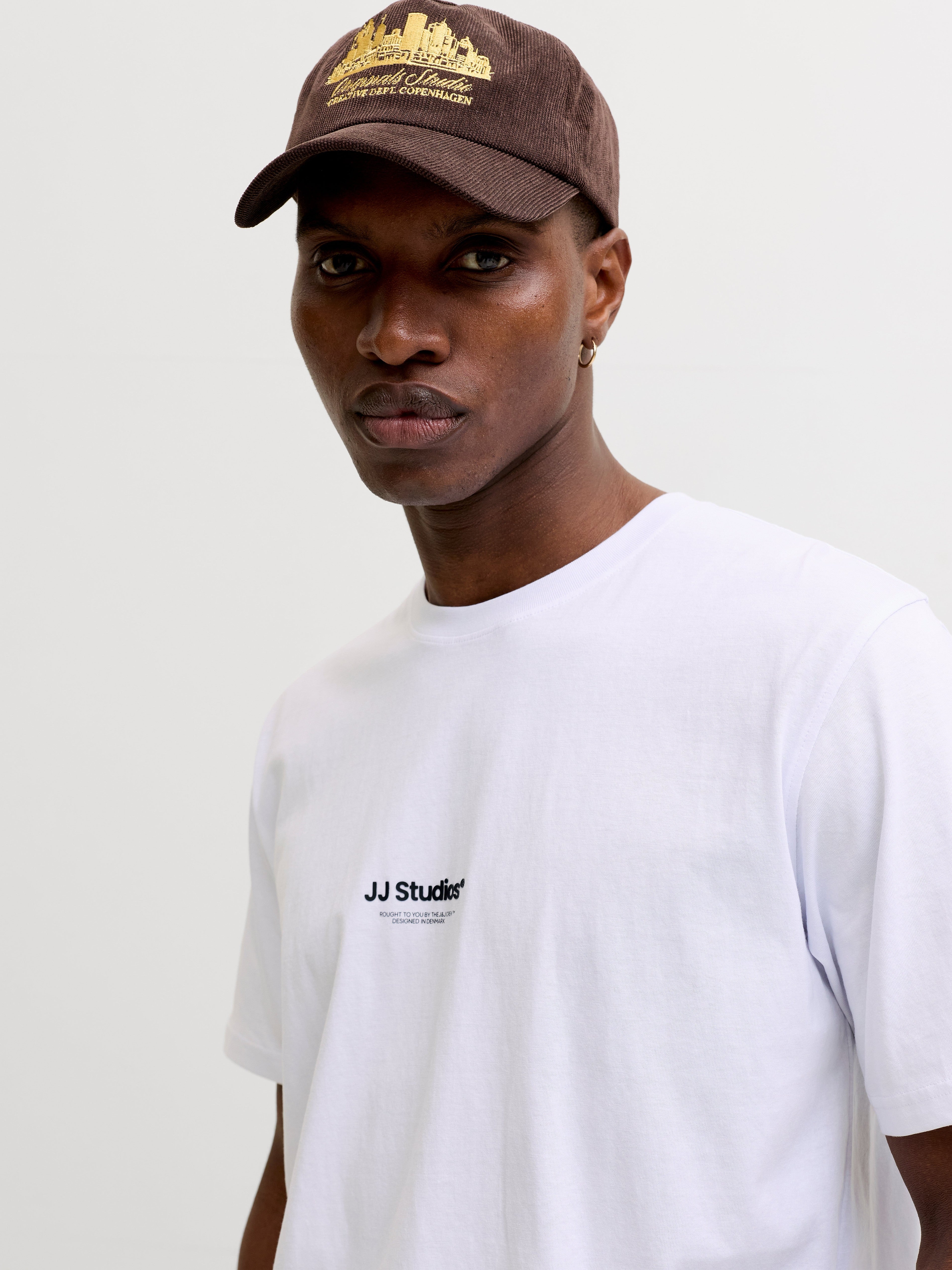 JACK & JONES JJESOHO tee crew neck in white - Image 8