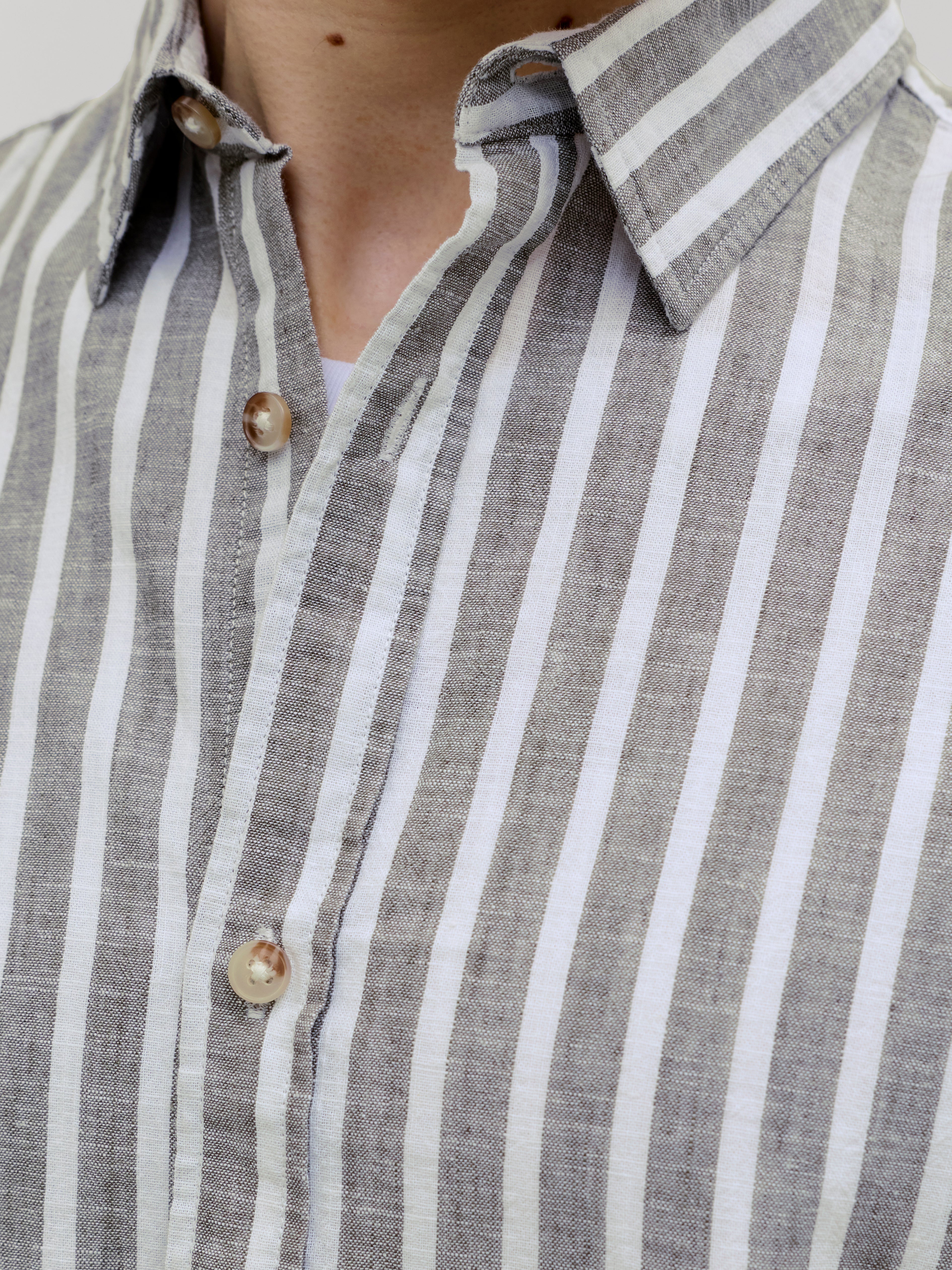 JACK & JONES JJESUMMER linen blend shirt - vetiver stripes