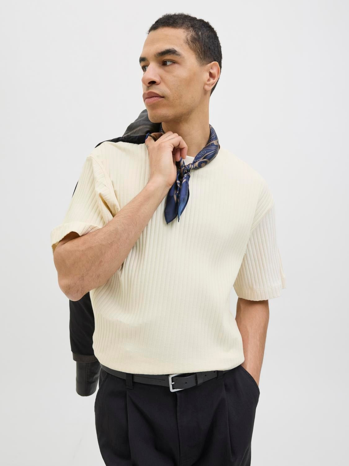 JACK & JONES JJEURBAN edge structure tee in antique white 1 - Image 7