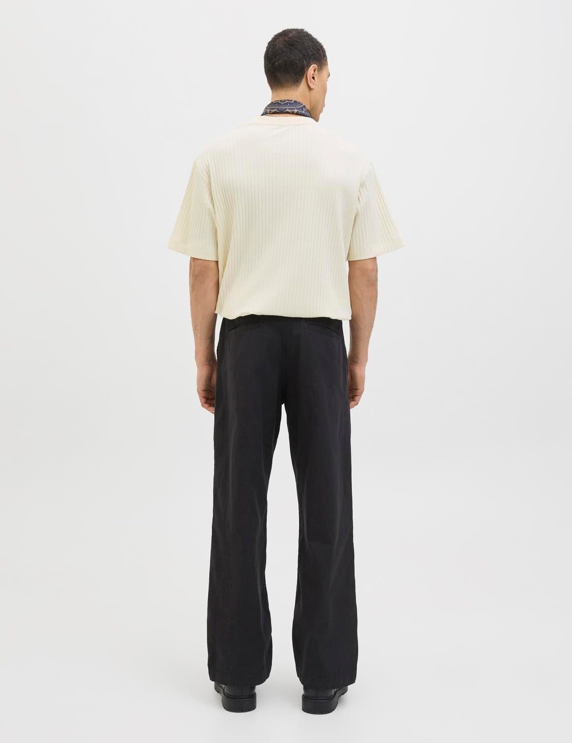JACK & JONES JJEURBAN edge structure tee in antique white 1 - Image 2