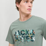 JACK & JONES JJGEPLAS tee crew neck in iceberg green - Image 7