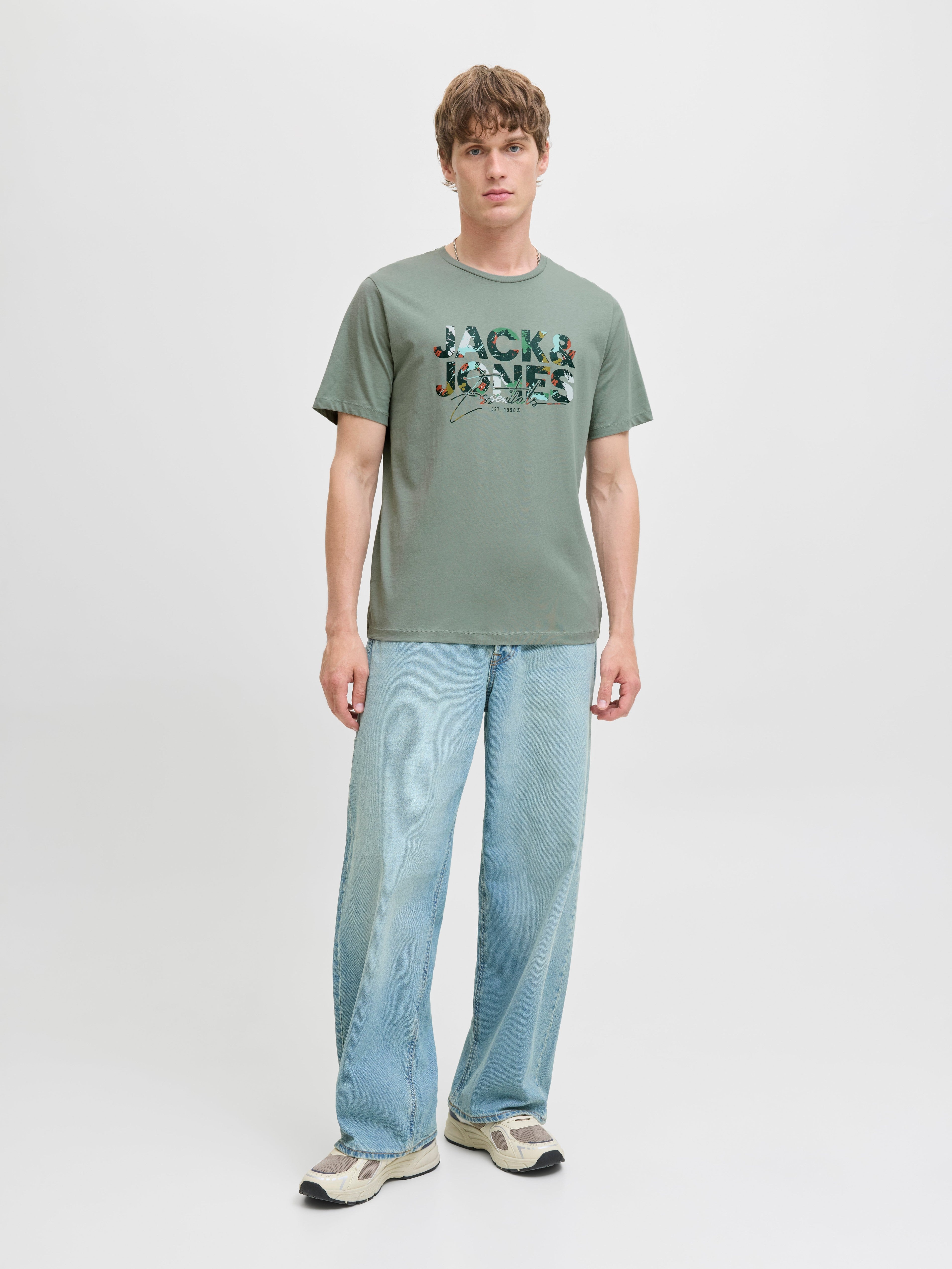 JACK & JONES JJGEPLAS tee crew neck in iceberg green - Image 4