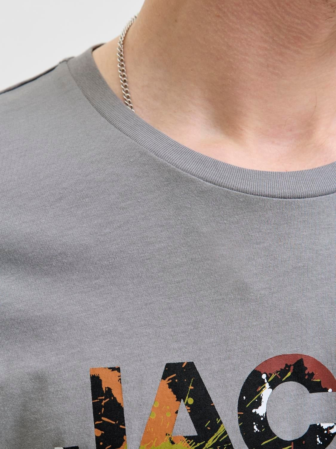 JACK & JONES JJGEPLAS tee crew neck in ultimate grey - Image 6