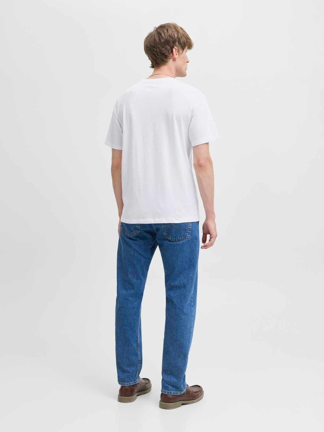 JACK & JONES JJGEPLAS tee crew neck in white - Image 2