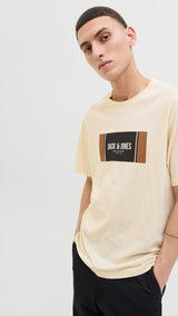 JACK & JONES JJHAYATO tee crew neck in antique white - Image 7