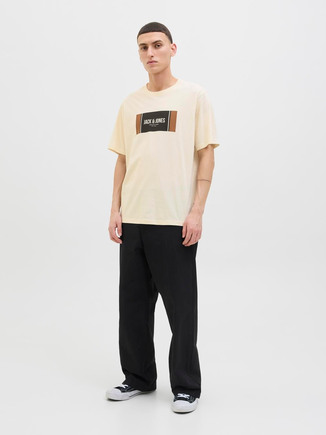 JACK & JONES JJHAYATO tee crew neck in white - Image 4