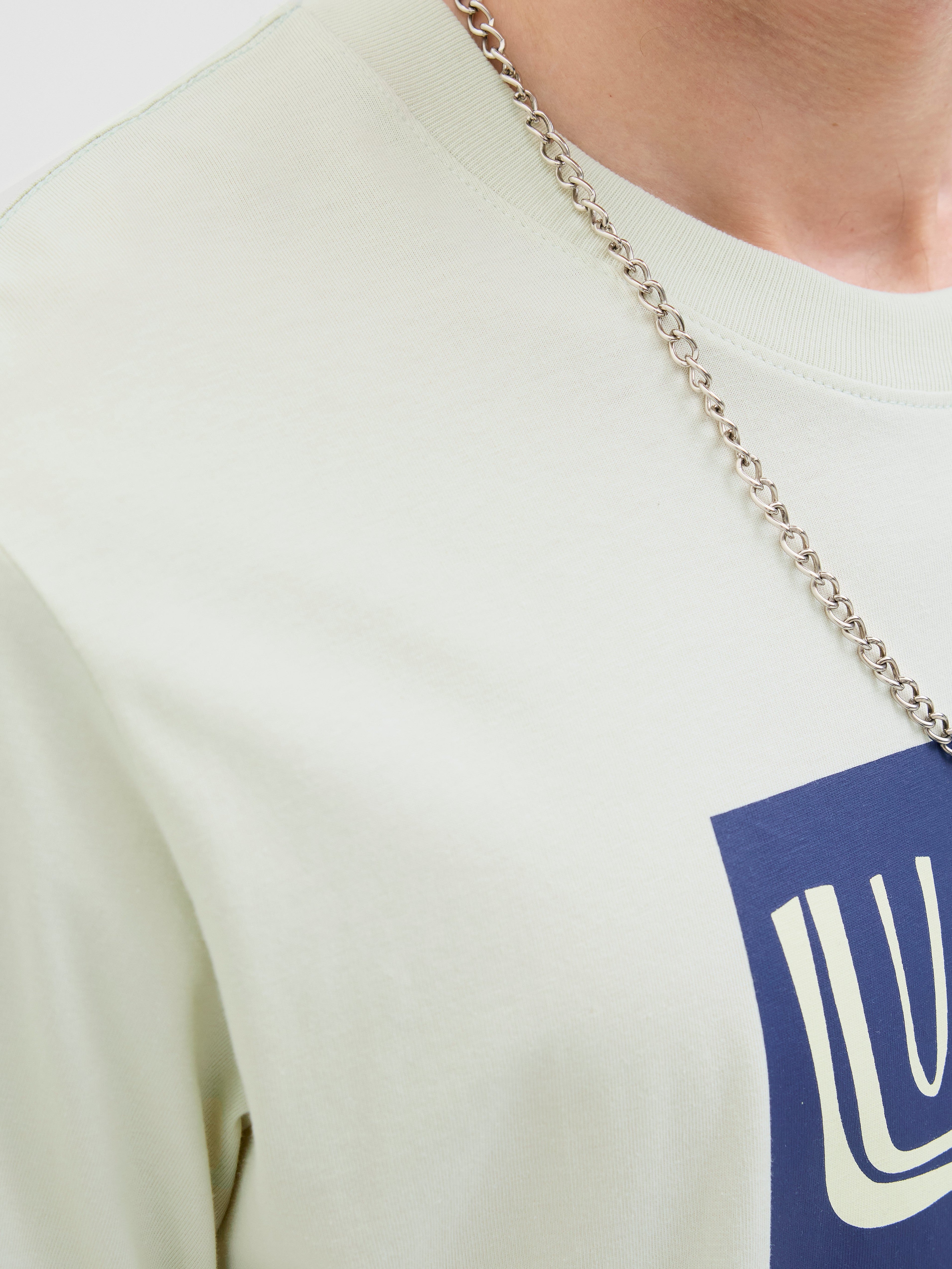 JACK & JONES JORCANGGU front branding tee in celadon tint - Image 5
