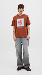 JACK & JONES JORCANGGU front branding tee in arabian spice - Image 4