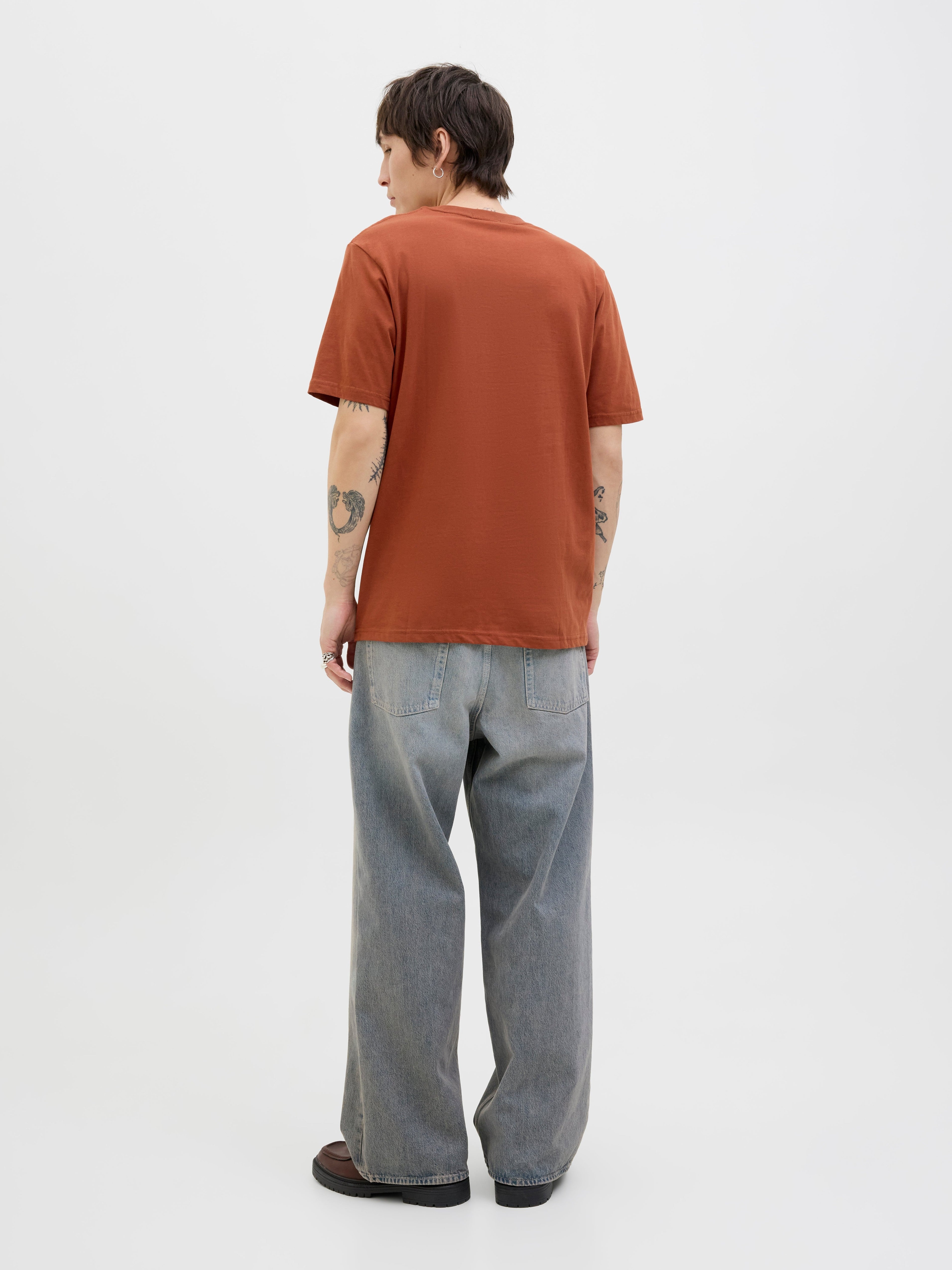 JACK & JONES JORCANGGU front branding tee in arabian spice - Image 2