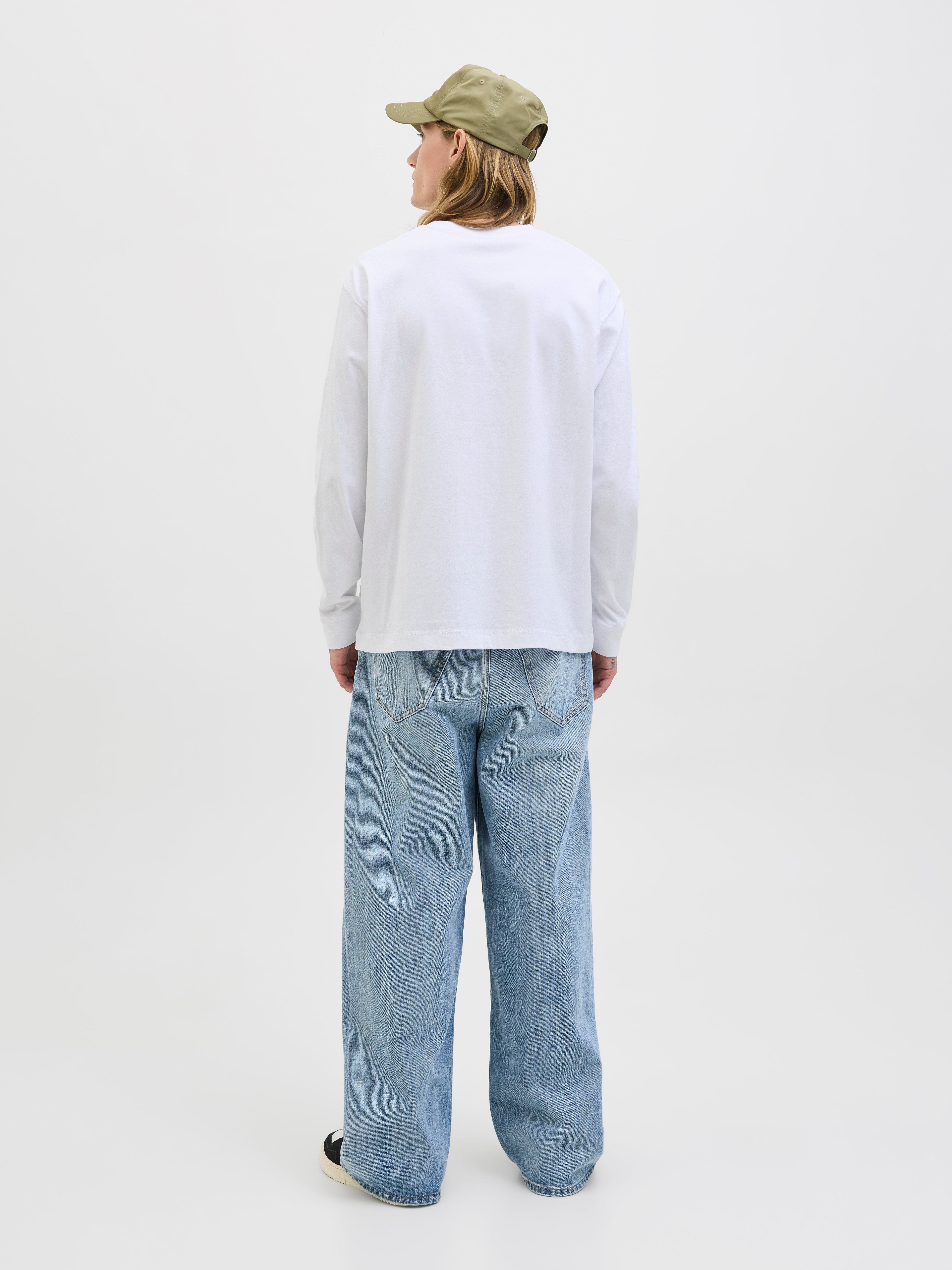 JACK & JONES JORNORREBRO emb tee crew neck in bright white - Image 2
