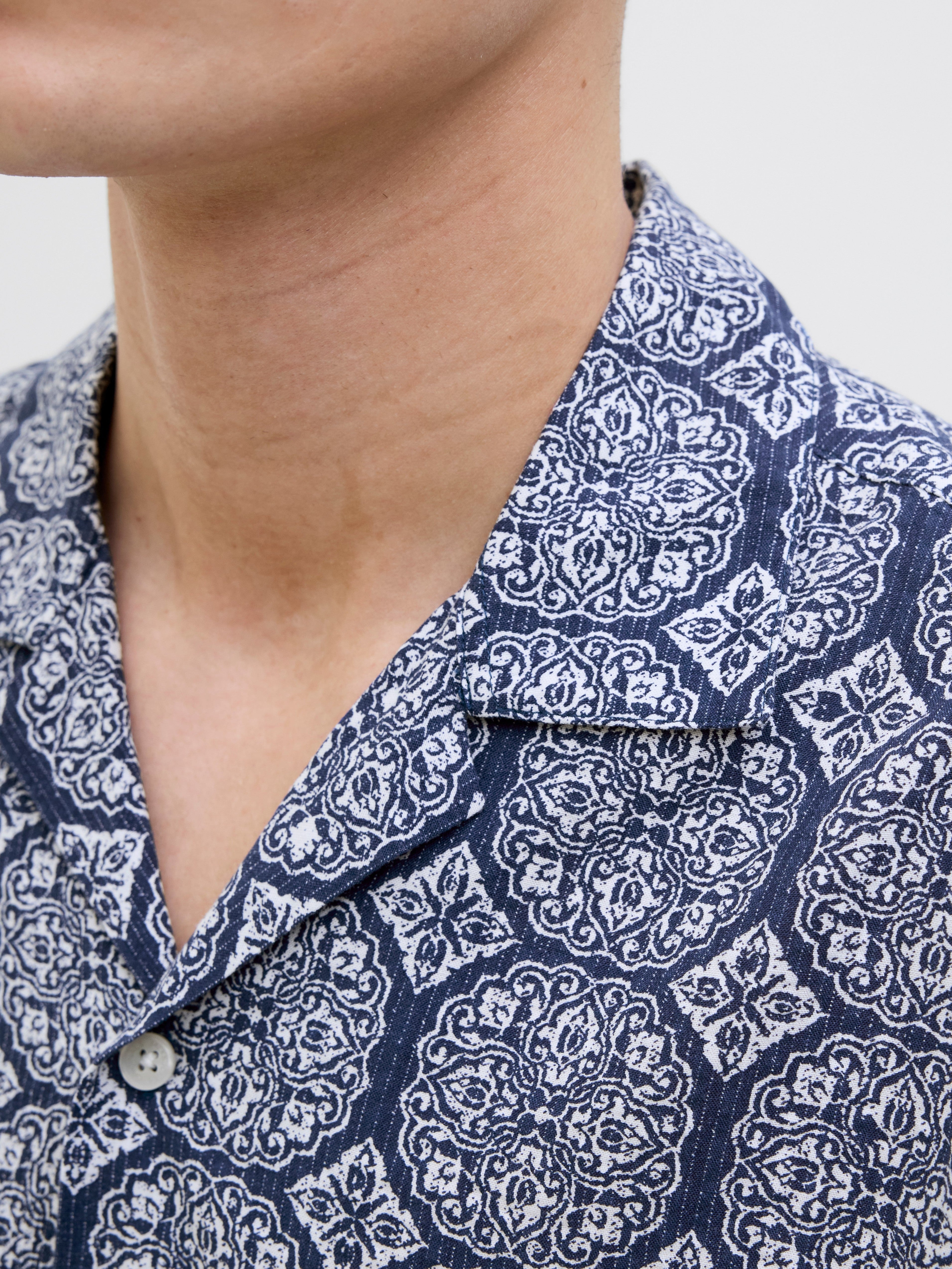 JACK & JONES JORSEERSUCKER aop shirt in cedar - Image 4