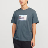 JACK & JONES JORVESTERBRO picture tee crew neck in moonbeam - Image 1