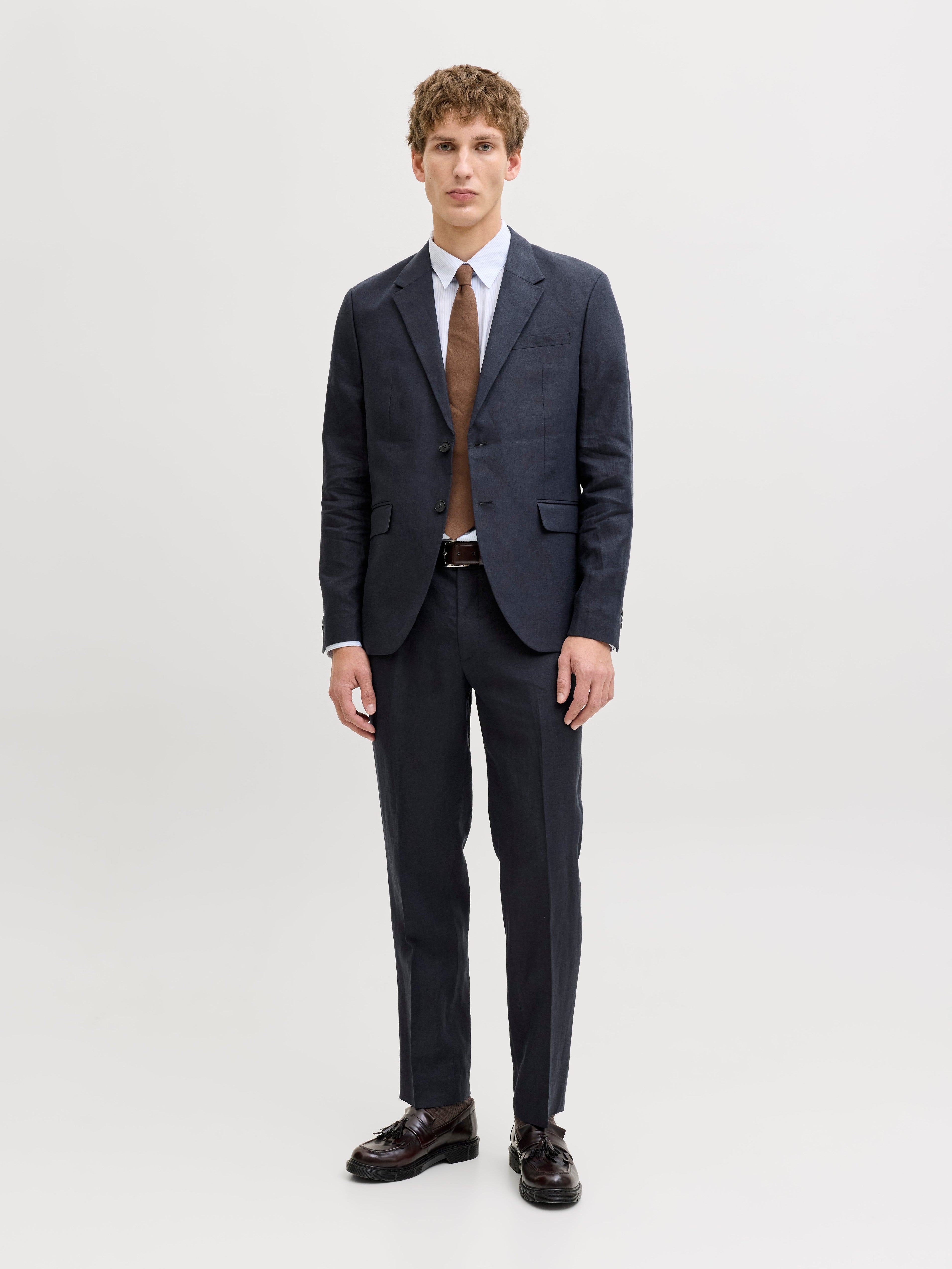 JACK & JONES JPRBLAMARTIN lawrence linen trouser in dark navy slim fit - Image 5