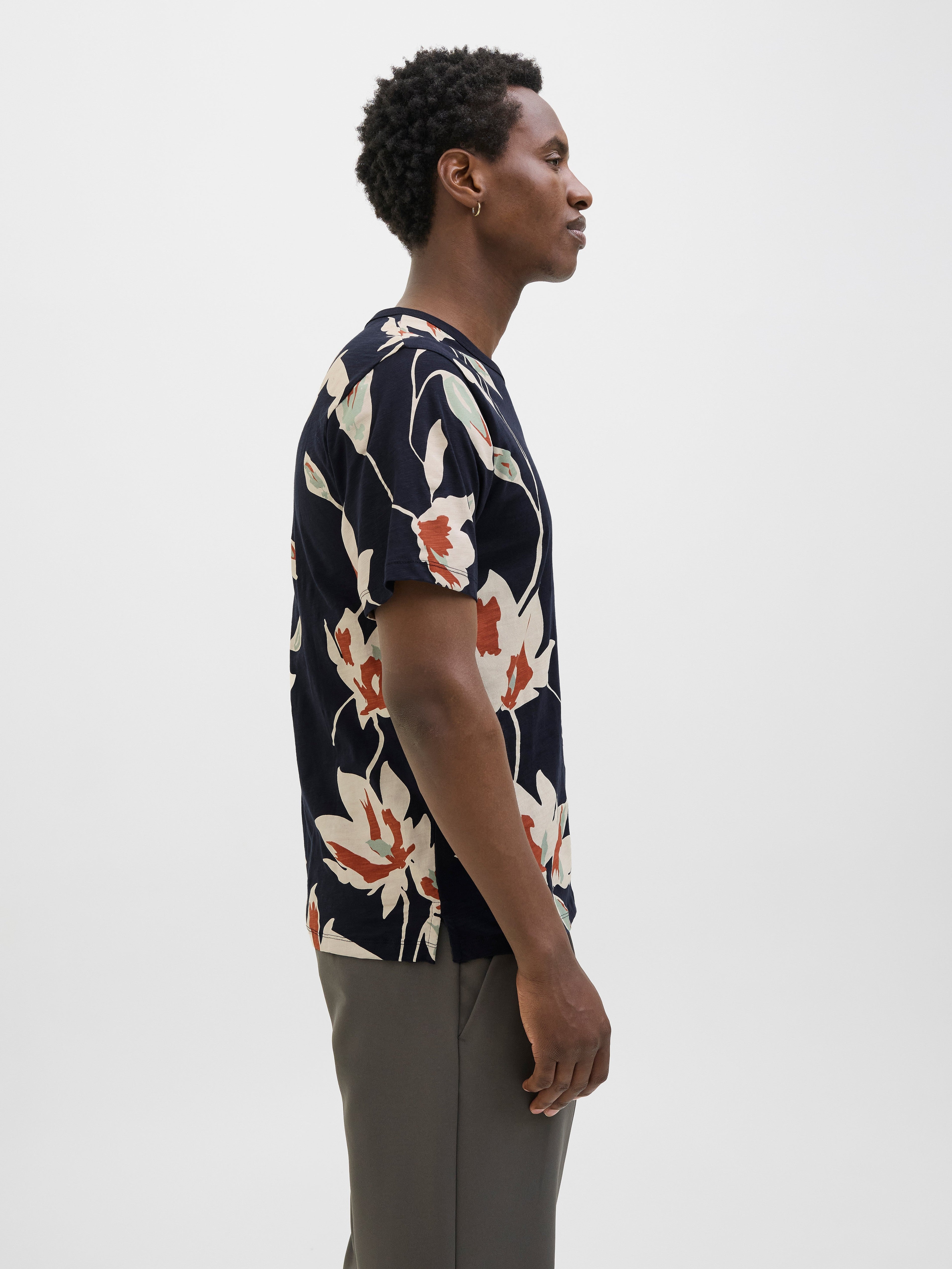 JACK & JONES JPRBLAPALERMO aop tee in night sky - Image 6