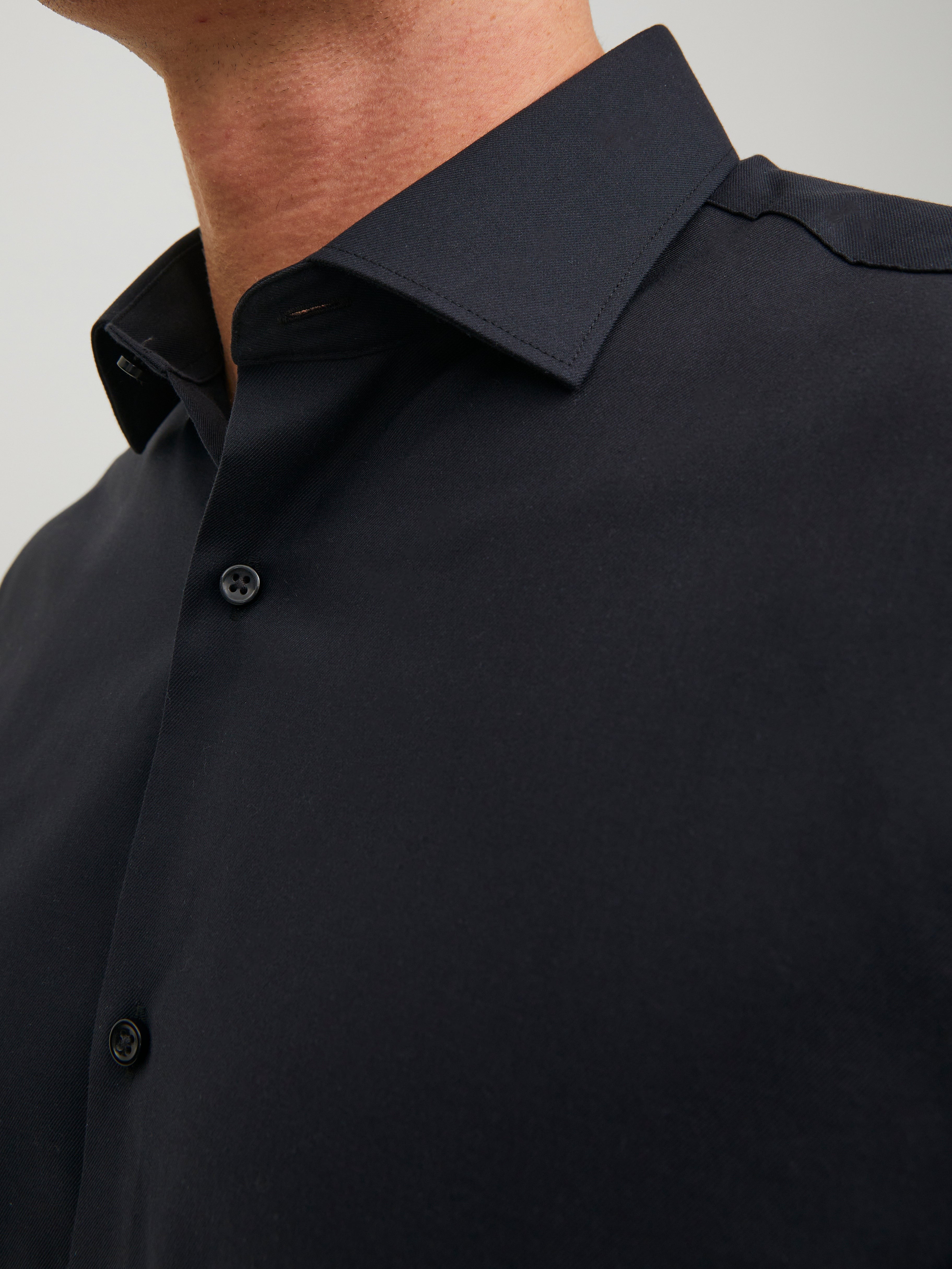 JACK & JONES JPRBLAPARKER shirt in black - Image 6