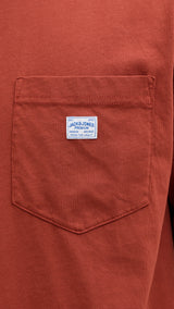 JACK & JONES JPRBLUCALEB tee - cowhide