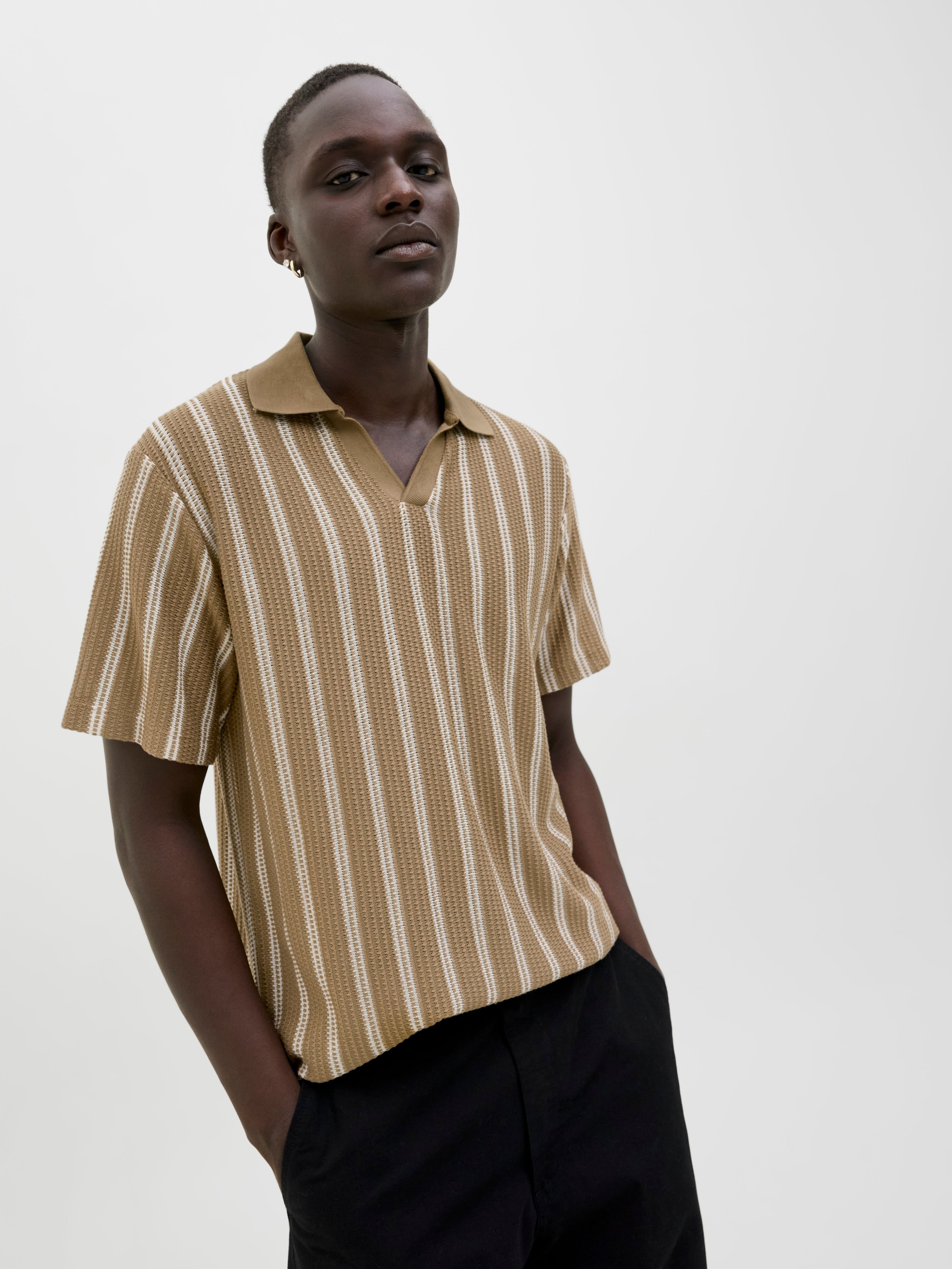JACK & JONES JPRBLUHARRY split neck polo in elmwood - Image 7
