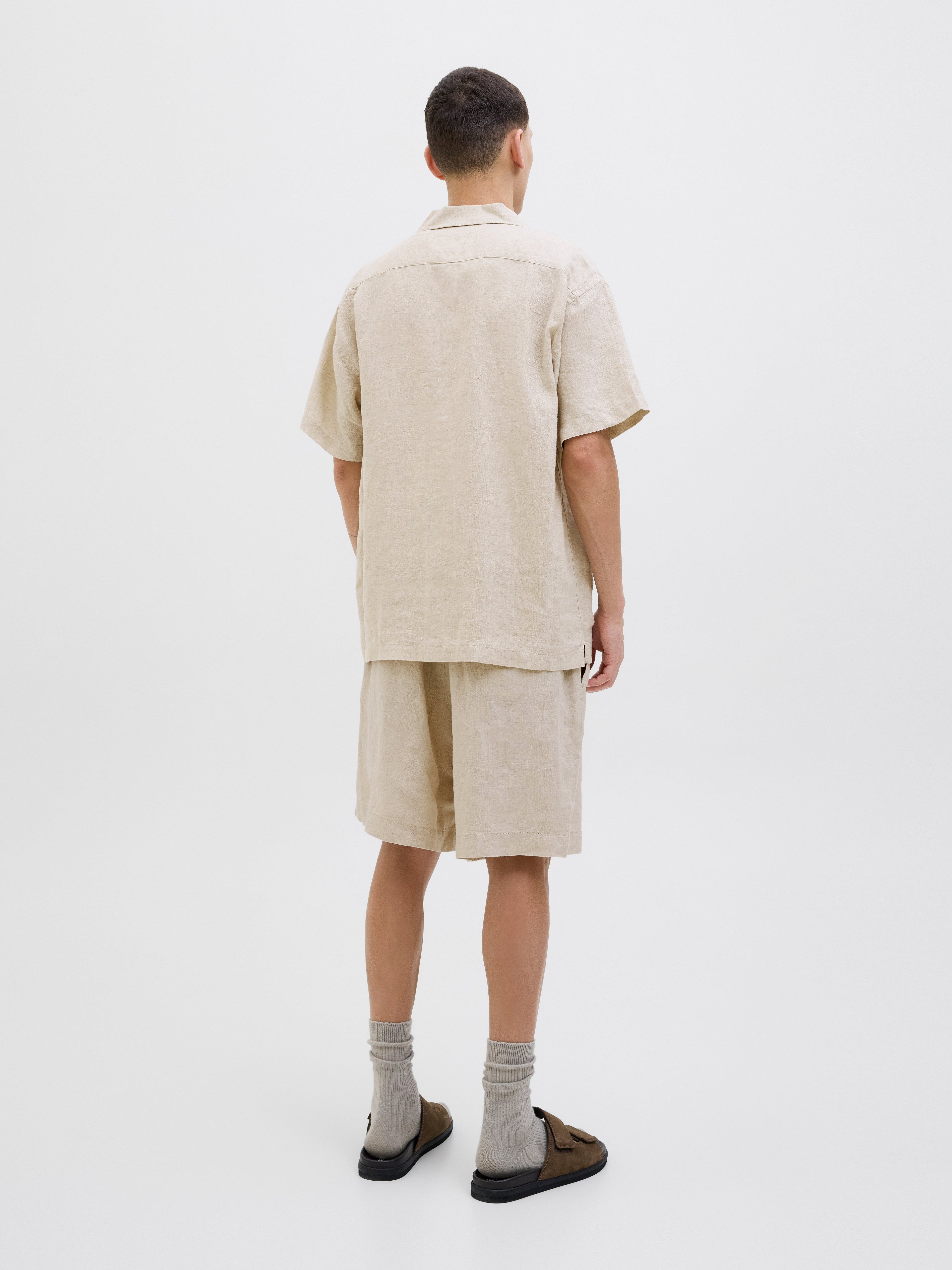 JACK & JONES JPRCCLAWRENCE linen resort shirt in silver lining - Image 2