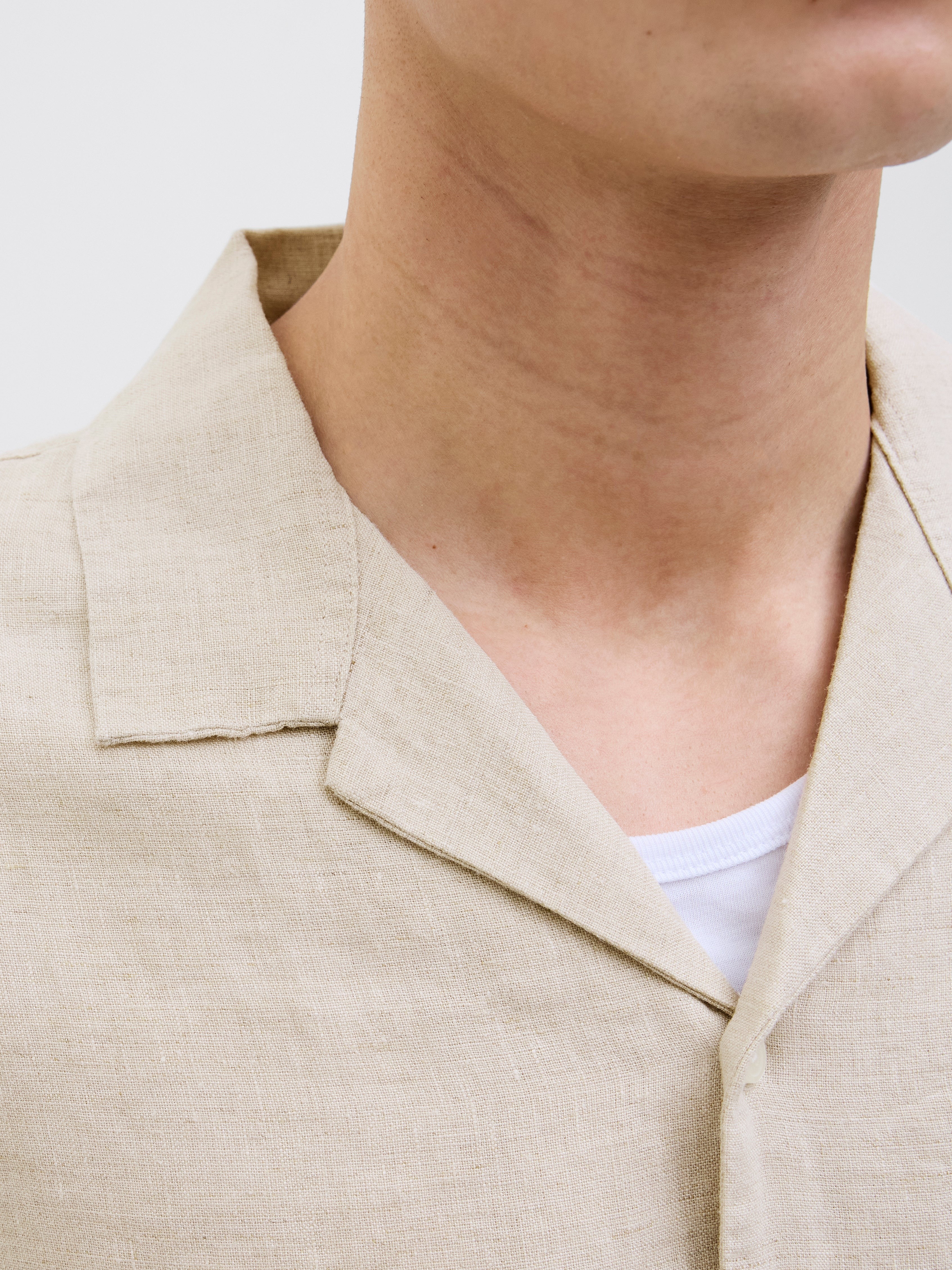JACK & JONES JPRCCLAWRENCE linen resort shirt in silver lining - Image 5