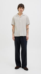 JACK & JONES JPRCCMONTANA dobby resort shirt in silver lining - Image 4