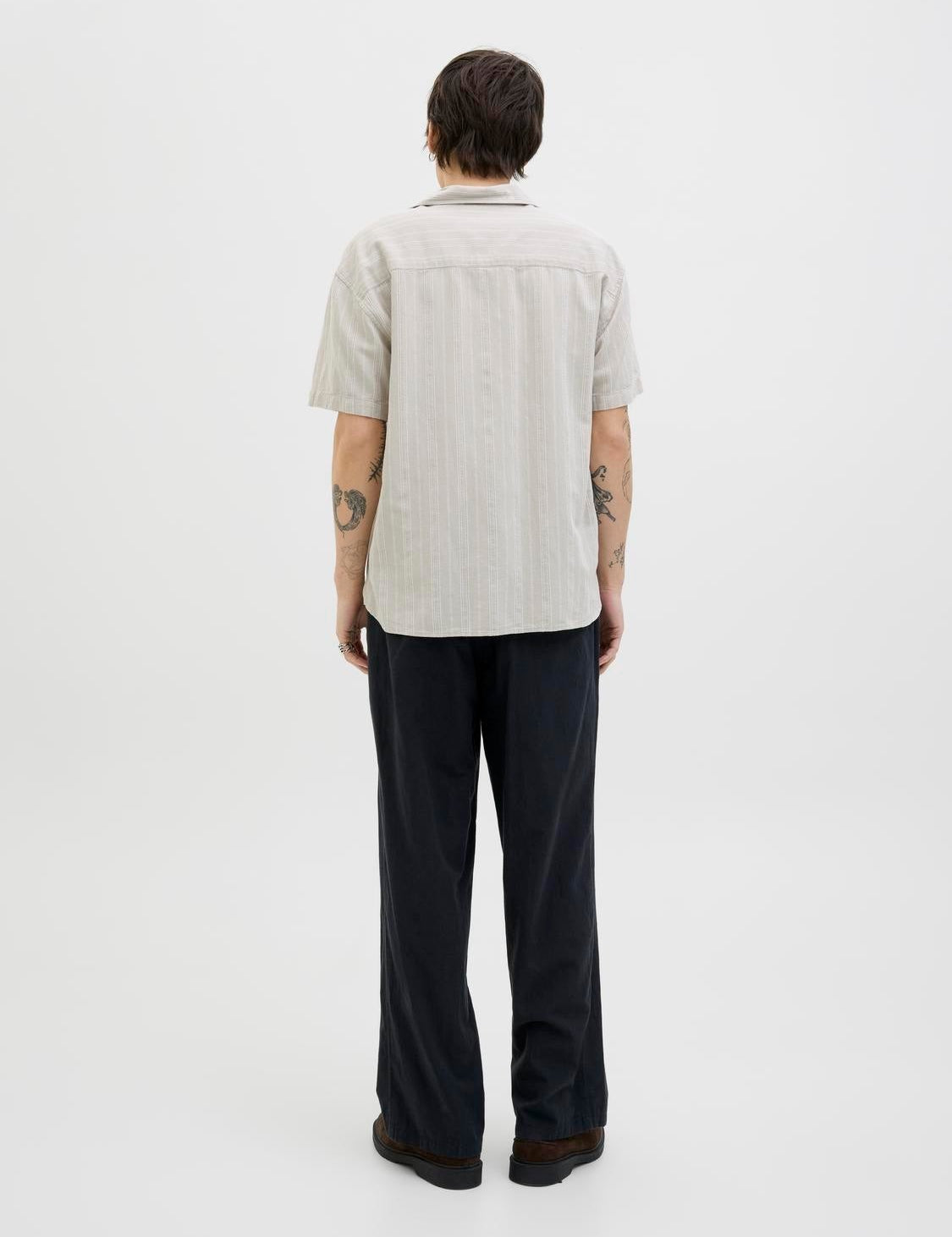JACK & JONES JPRCCMONTANA dobby resort shirt in silver lining - Image 2