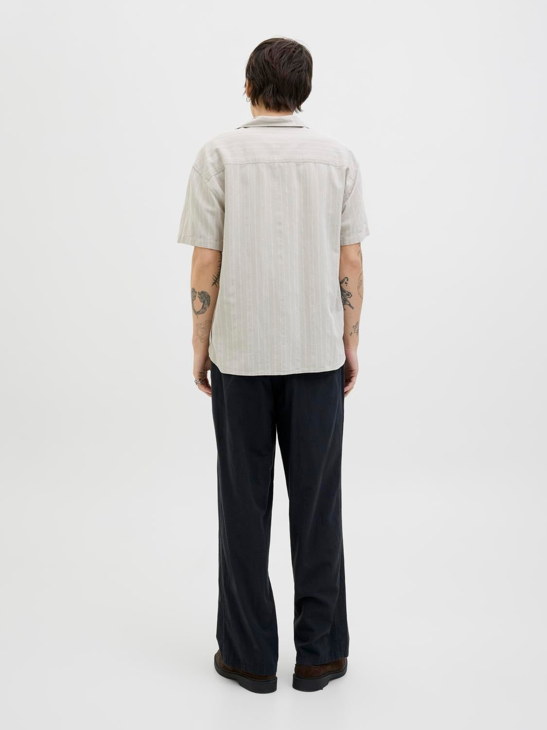 JACK & JONES JPRCCMONTANA dobby resort shirt in silver lining - Image 2