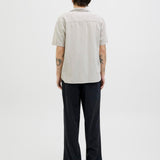 JACK & JONES JPRCCMONTANA dobby resort shirt in silver lining - Image 2