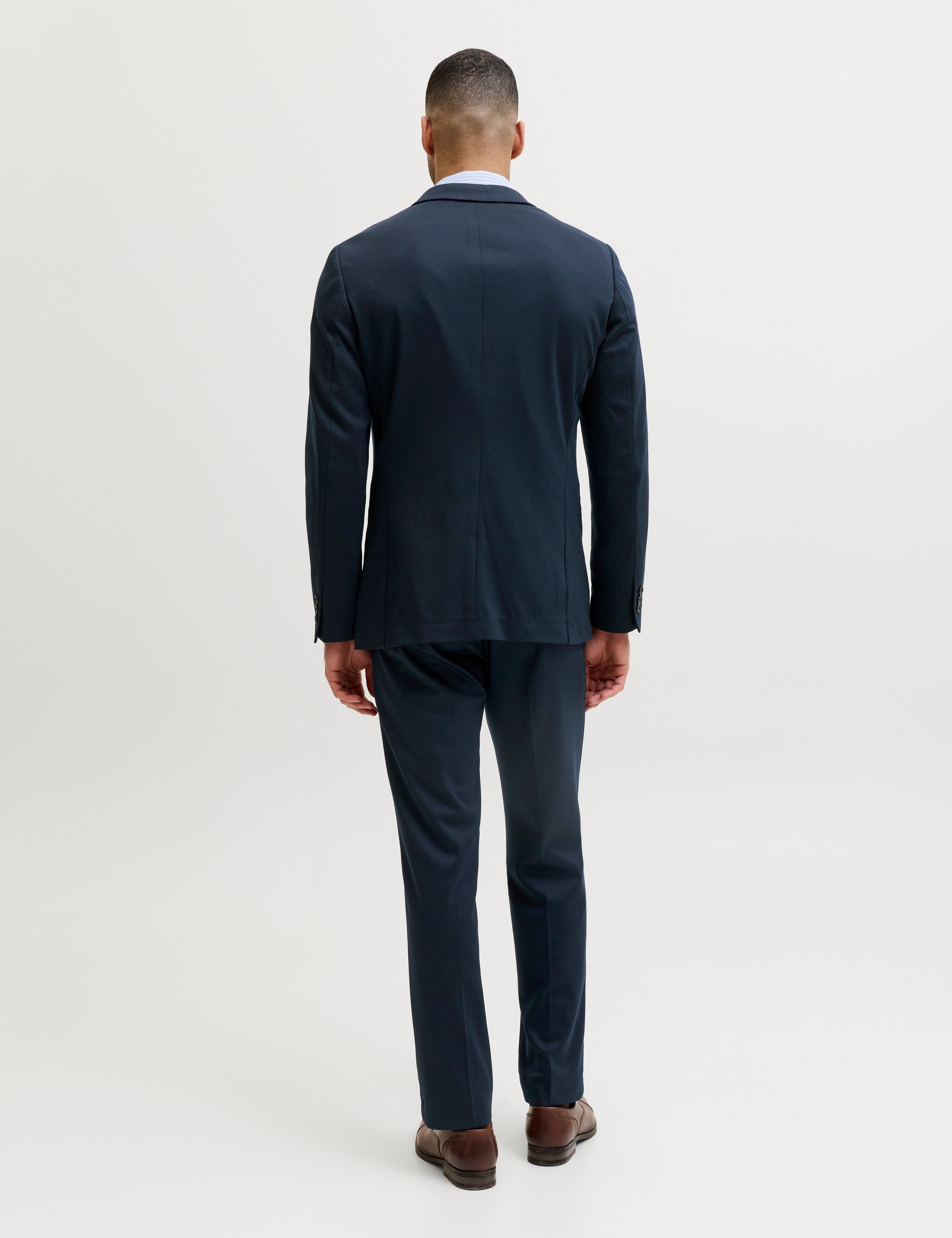 JACK & JONES JPRJAXON jersey trouser in dark navy - Image 2