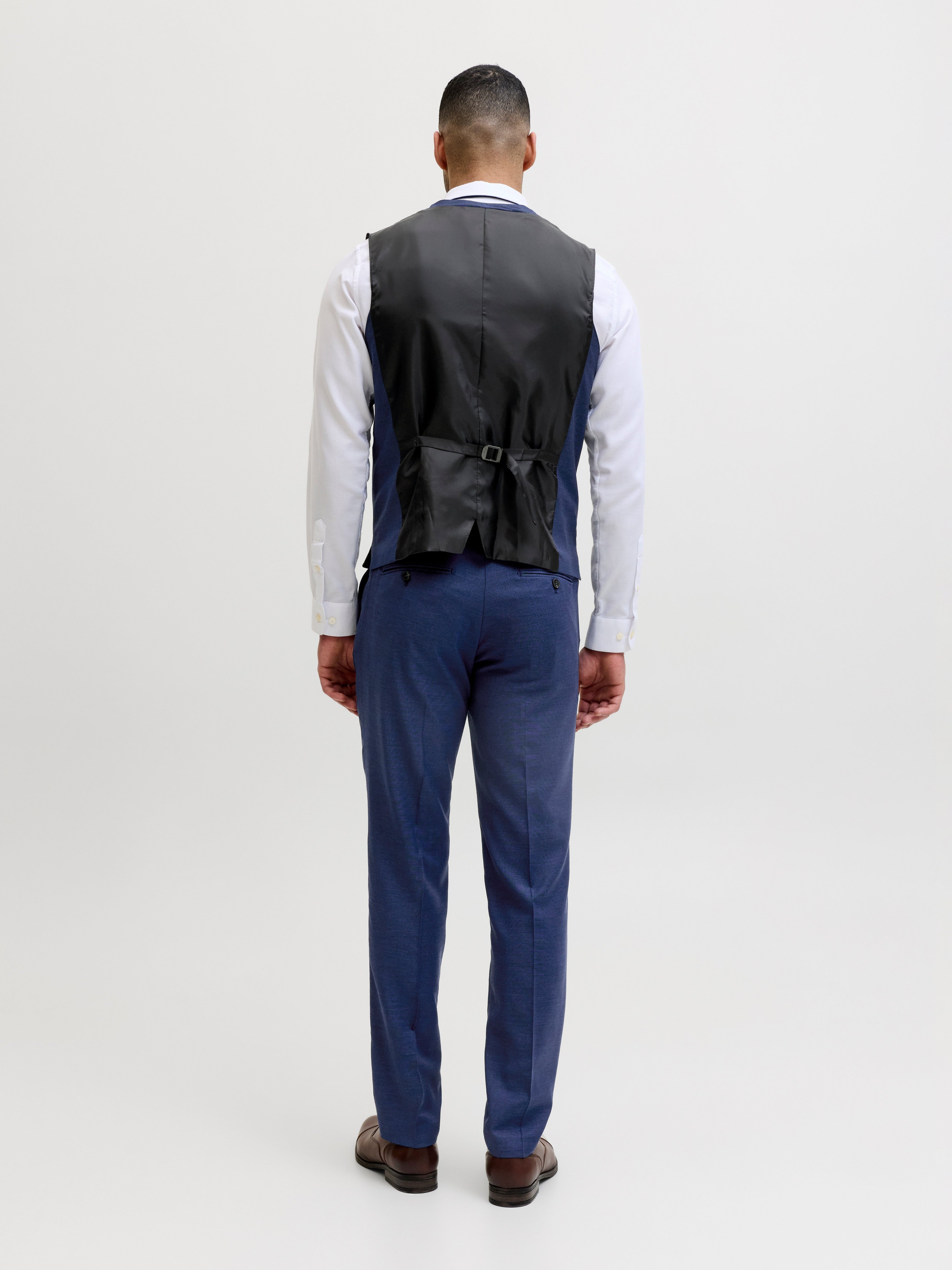 JACK & JONES JPRSOLARIS waistcoat in medieval blue - Image 2
