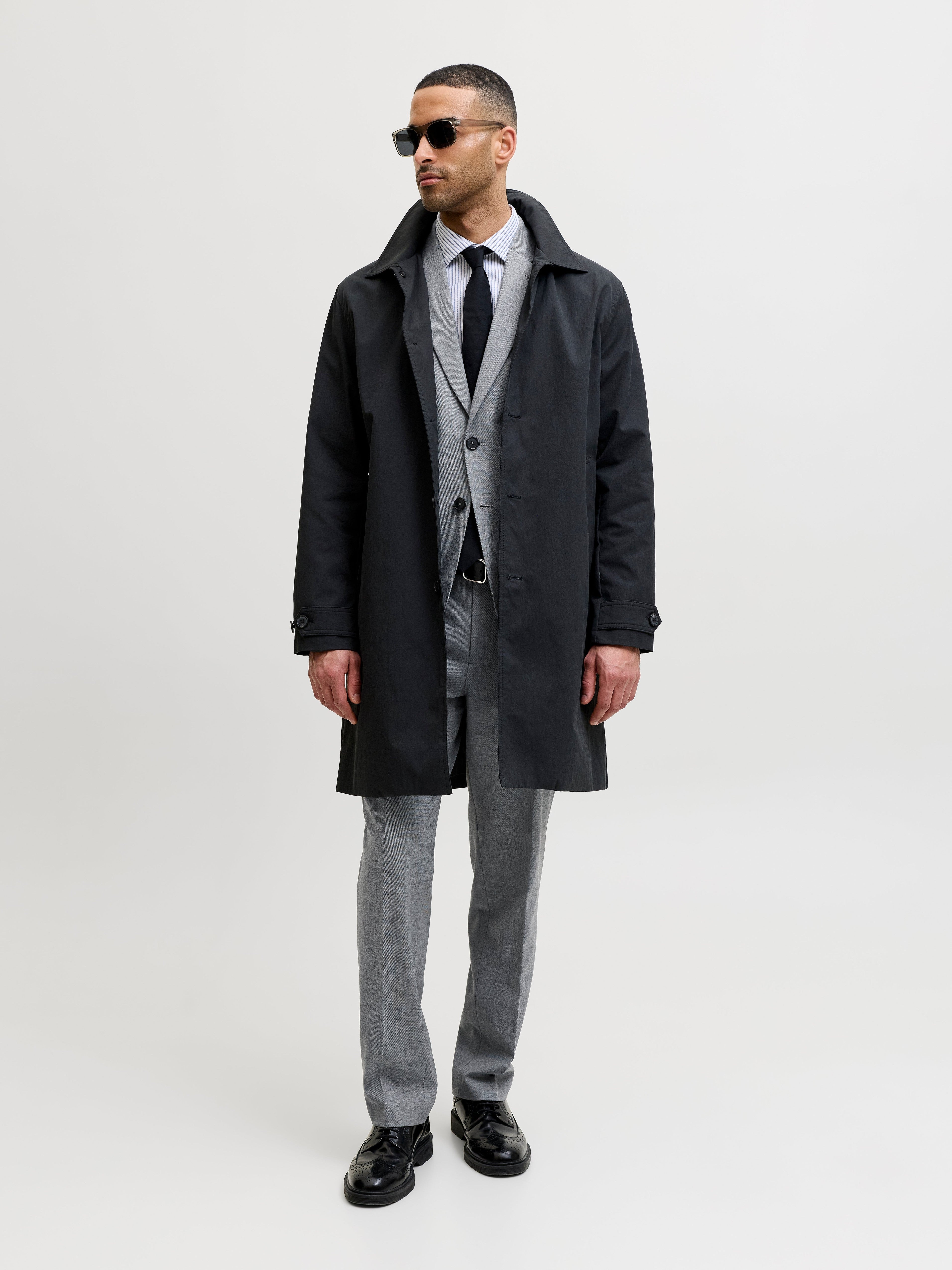 JACK & JONES JPRTHEO trouser in light grey  - Image 5