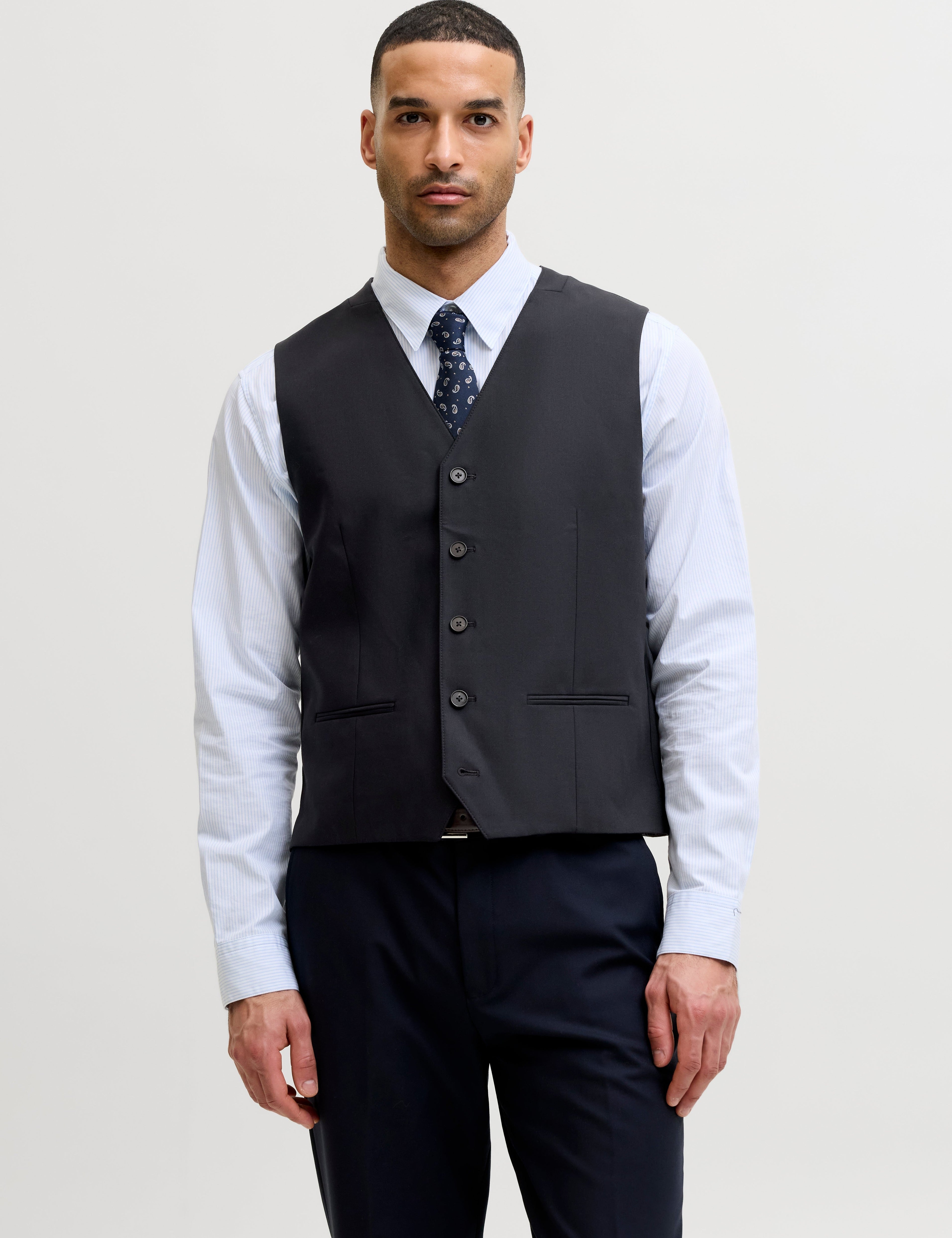 JACK & JONES JPRTHEO waistcoat in dark navy - Image 1